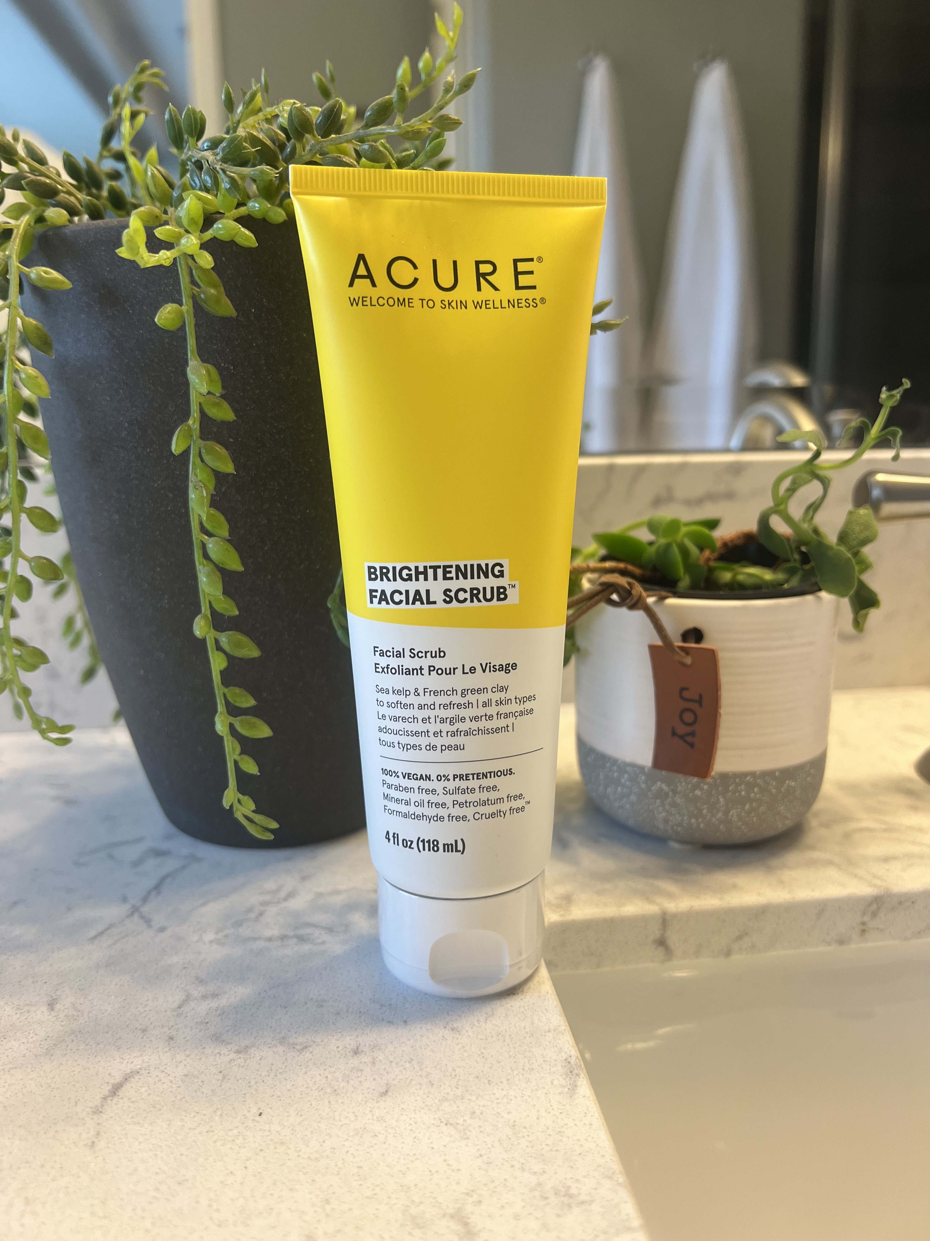 Customer carousel item 4.