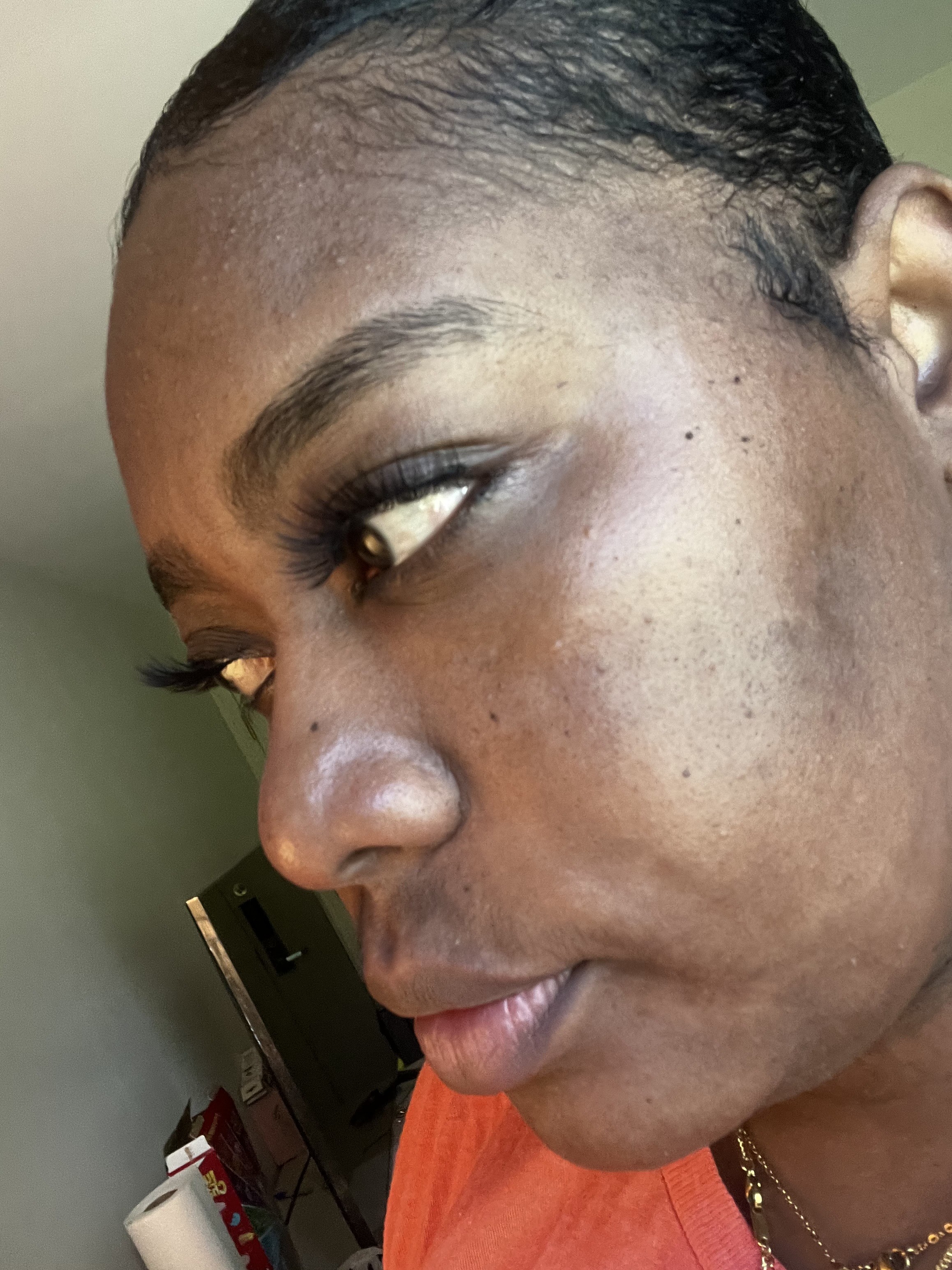 Customer carousel item 6.