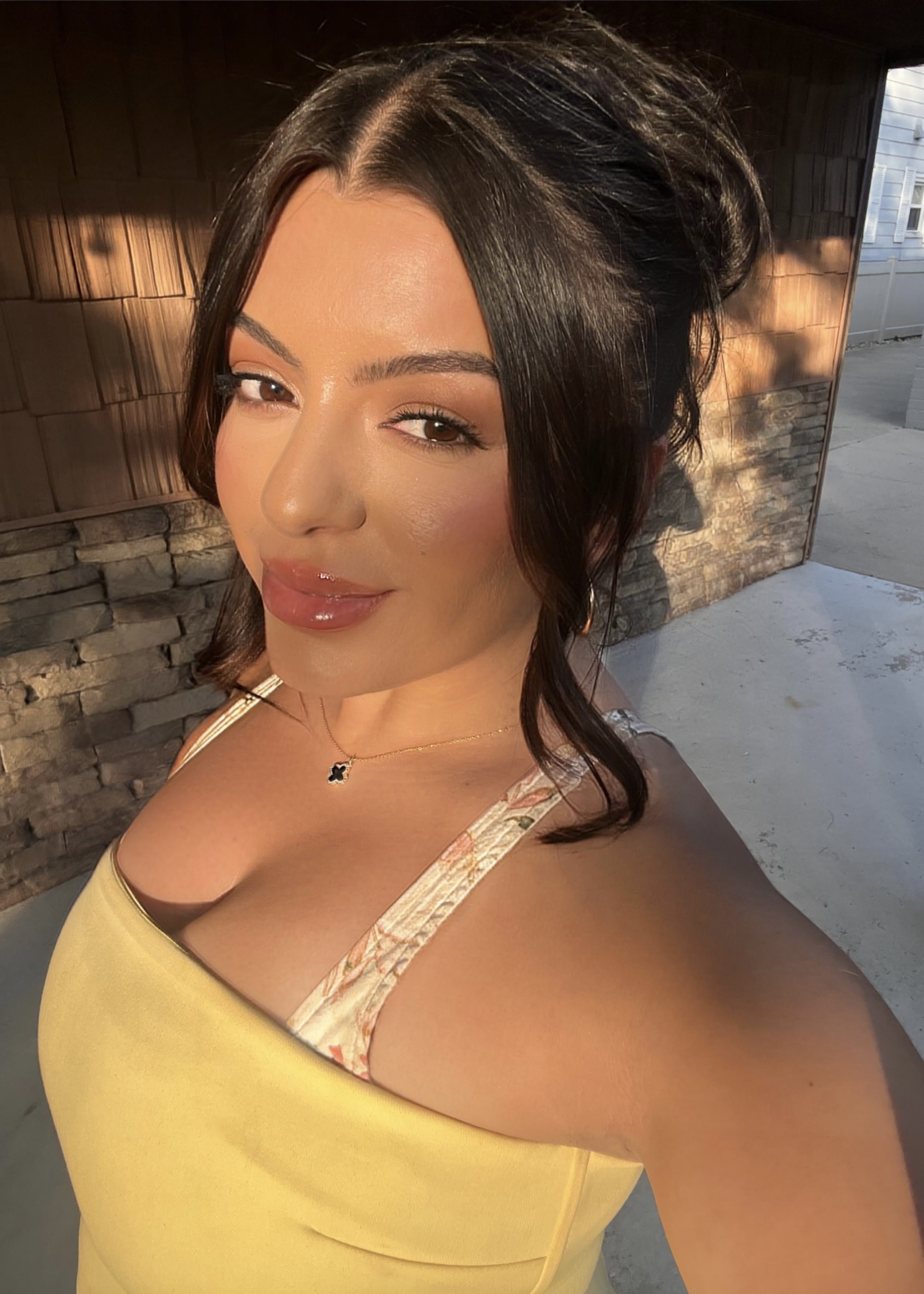 Customer carousel item 1.