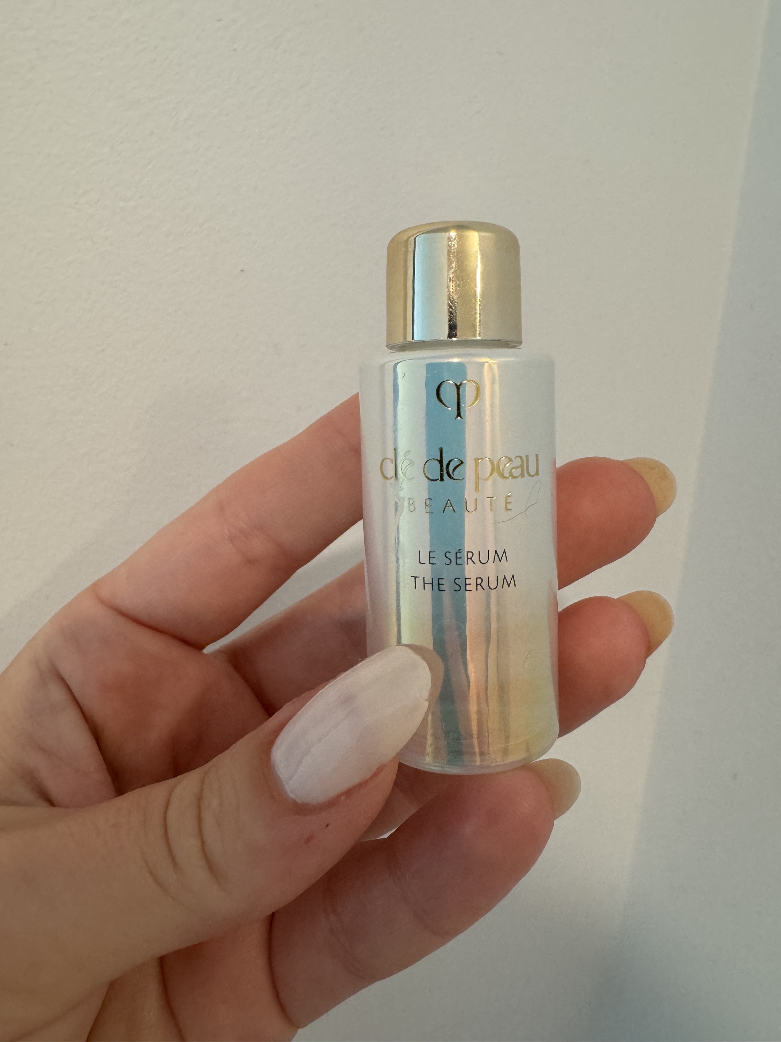 Clé de Peau Beauté The Serum, 30 ml - Macy's