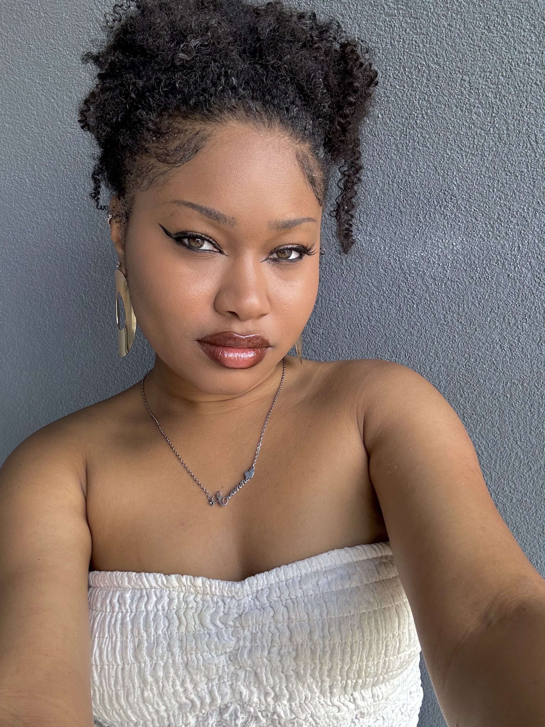 Customer carousel item 6.