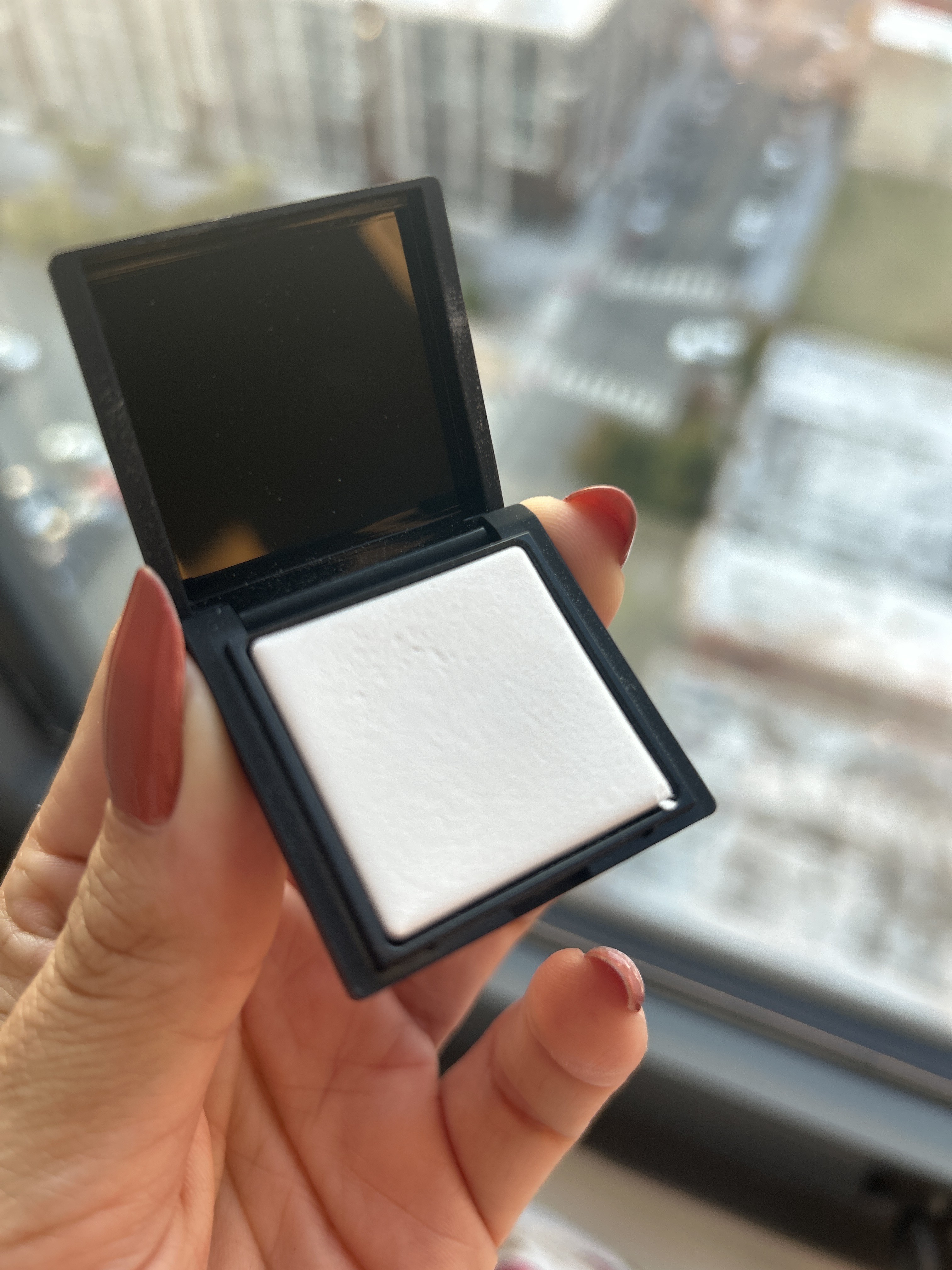 Customer carousel item 6.