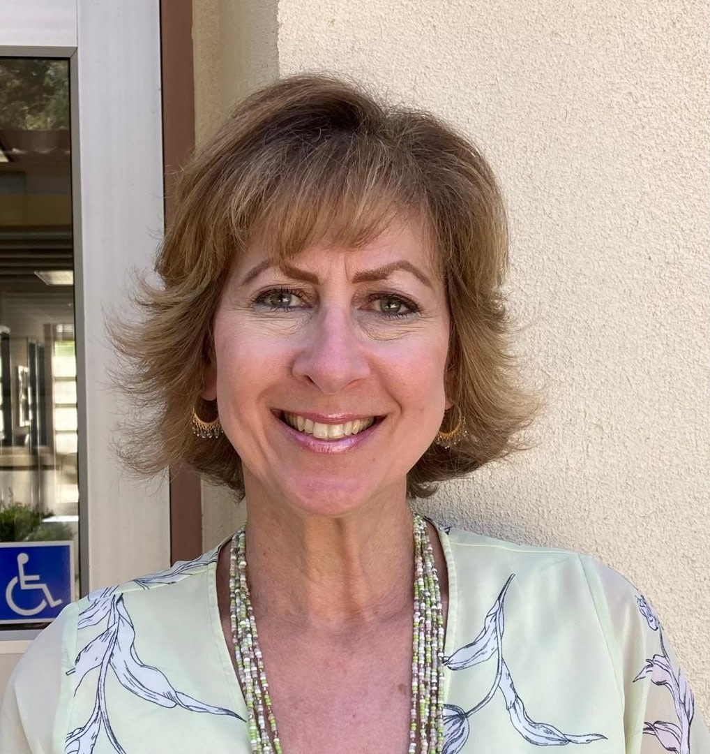 Customer carousel item 5.