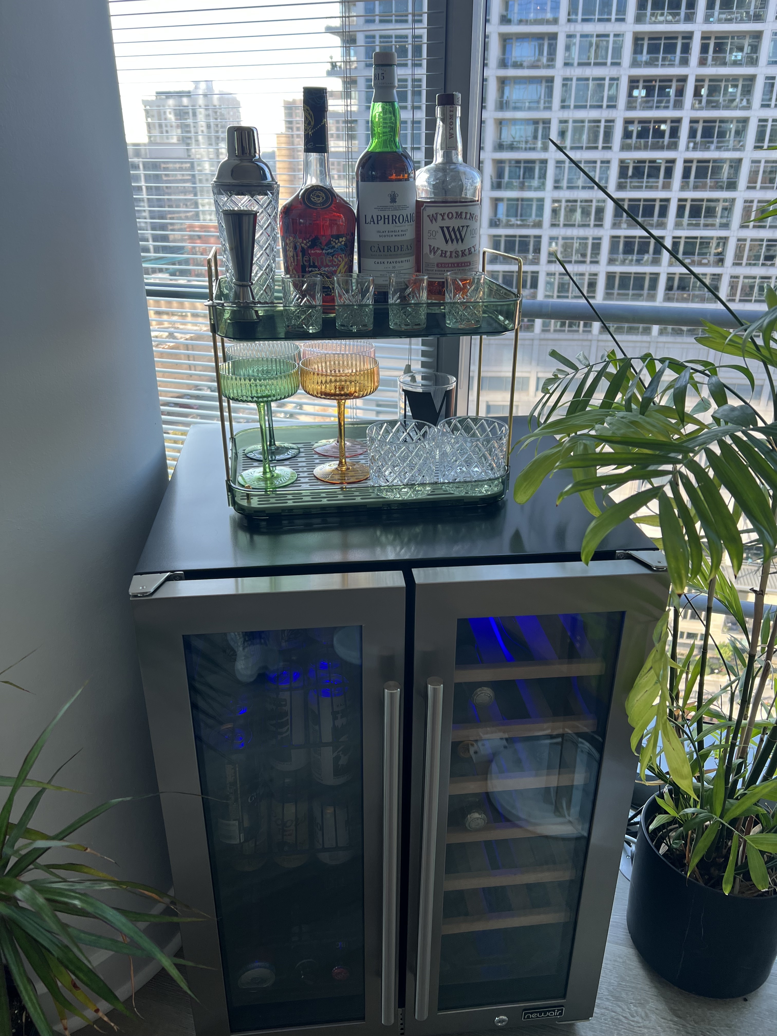 Part fridge, part drink cart vibes.