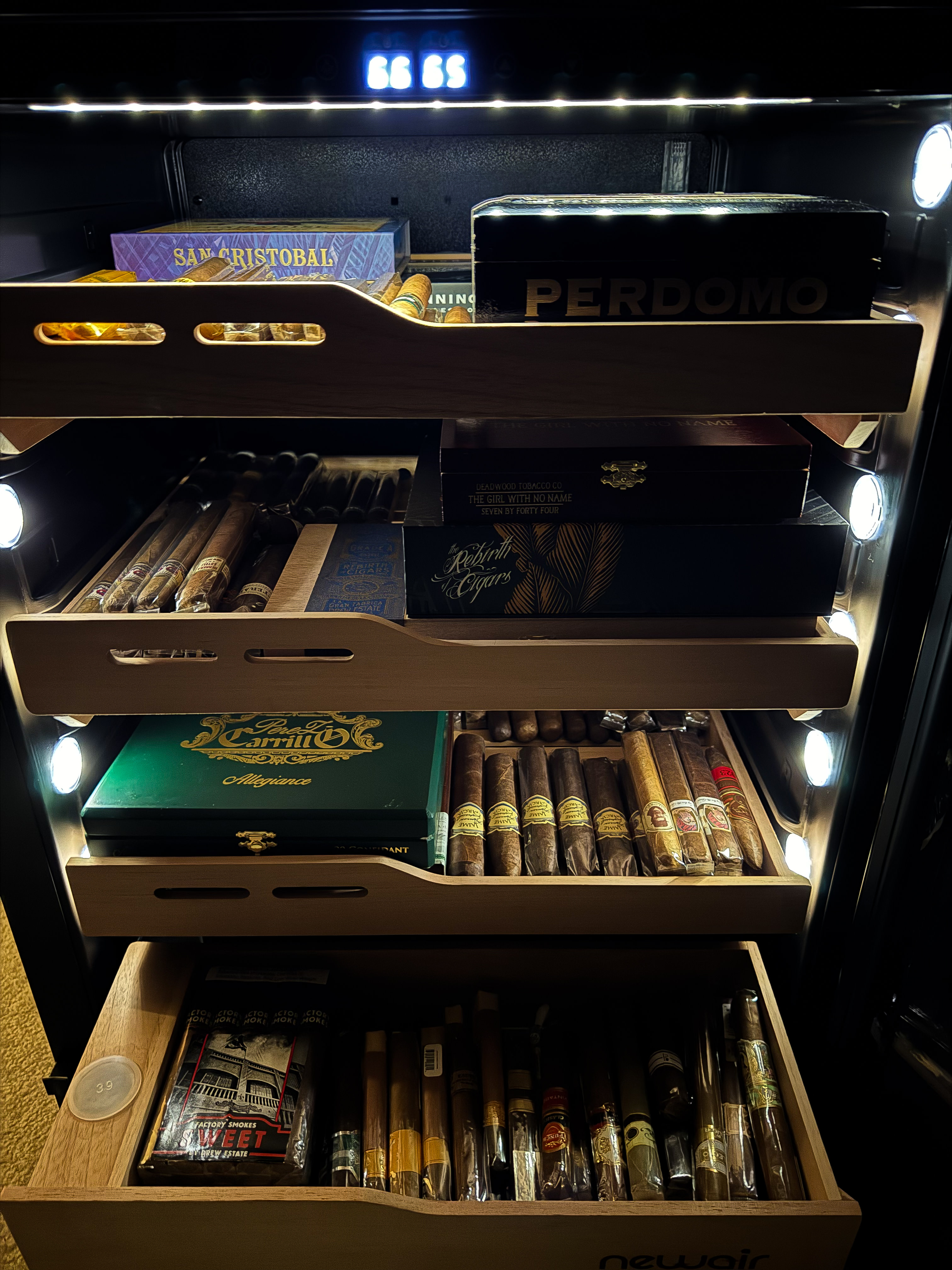 New Replacement Item Camilla M, made sure I received in a week. She Was AWESOME