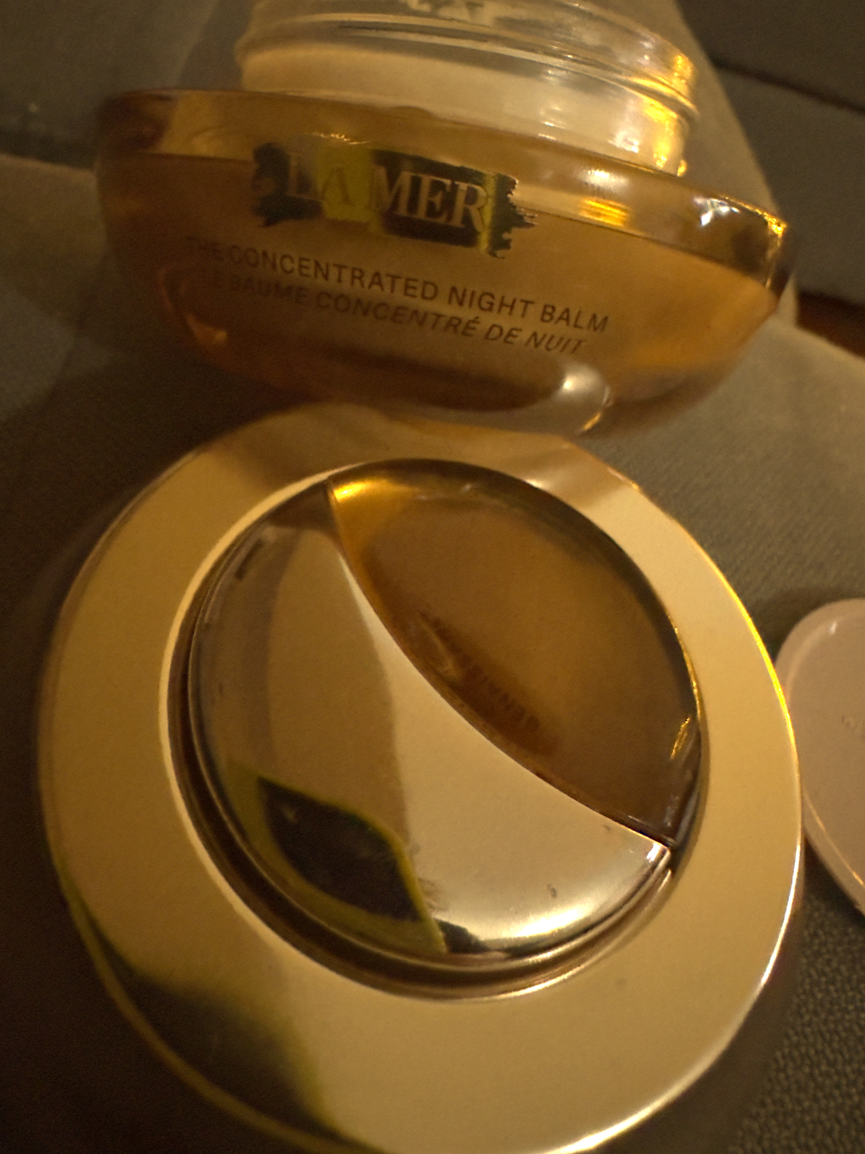 Customer carousel item 1.