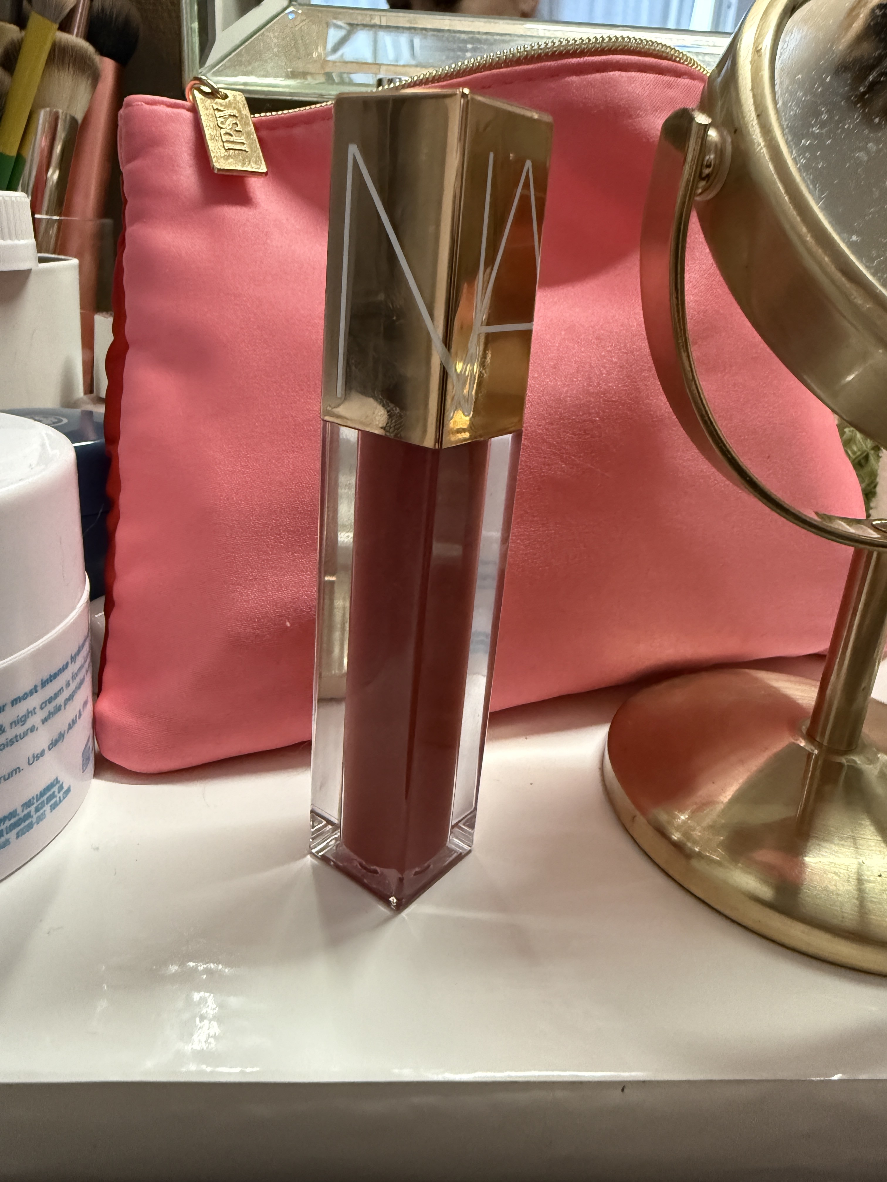 Customer carousel item 11.