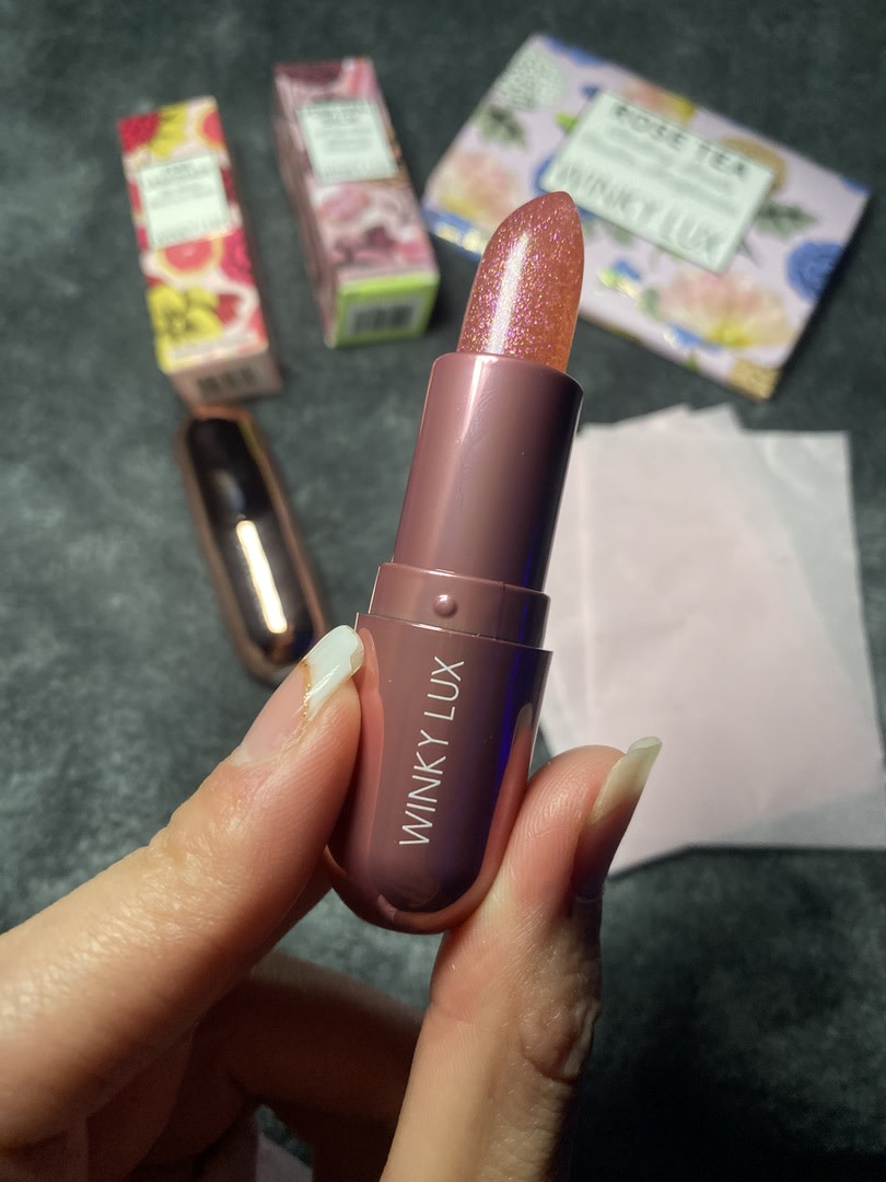 Customer carousel item 12.