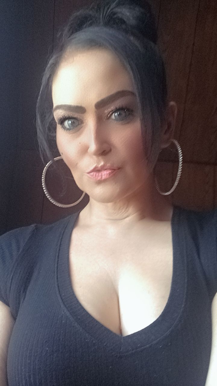 Customer carousel item 4.