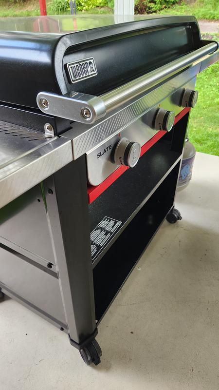 Love the lid - scratches on griddle after just 3 uses.