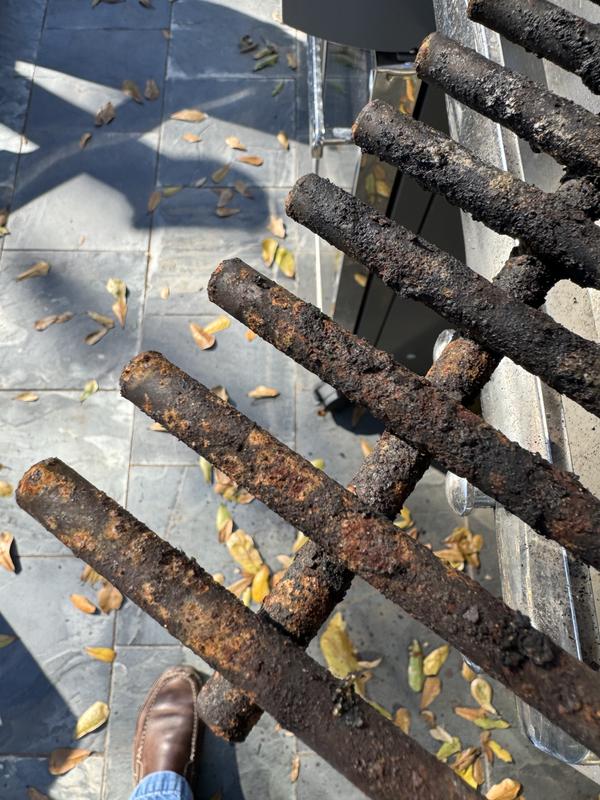 Rusting Grates