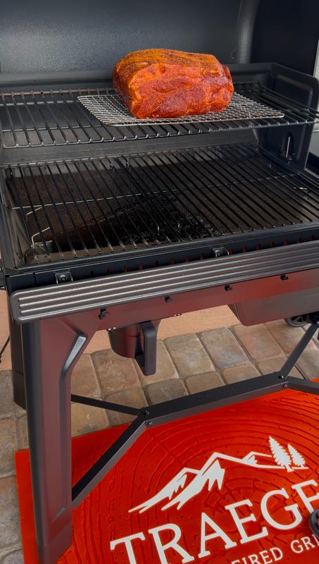 Traeger Woodridge Pork butt