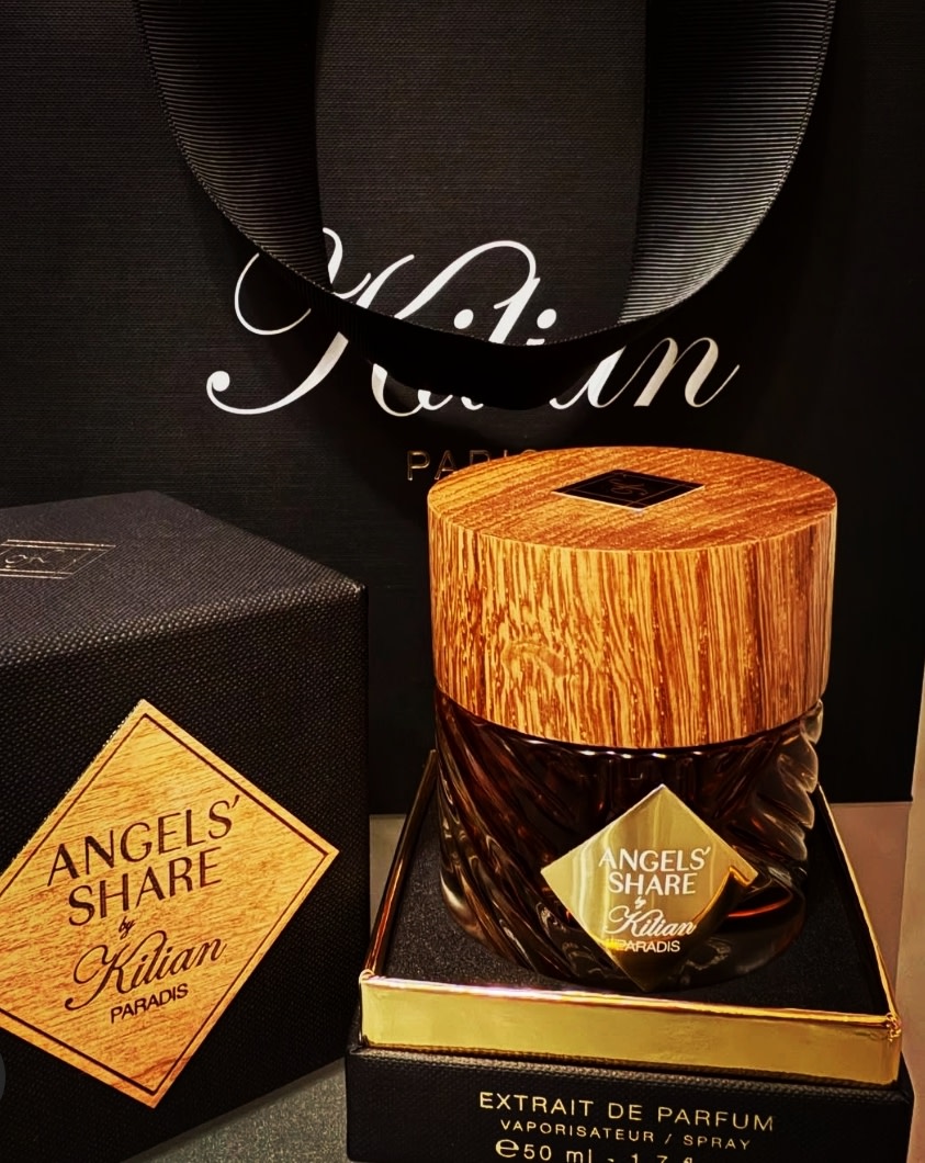 Customer carousel item 3.