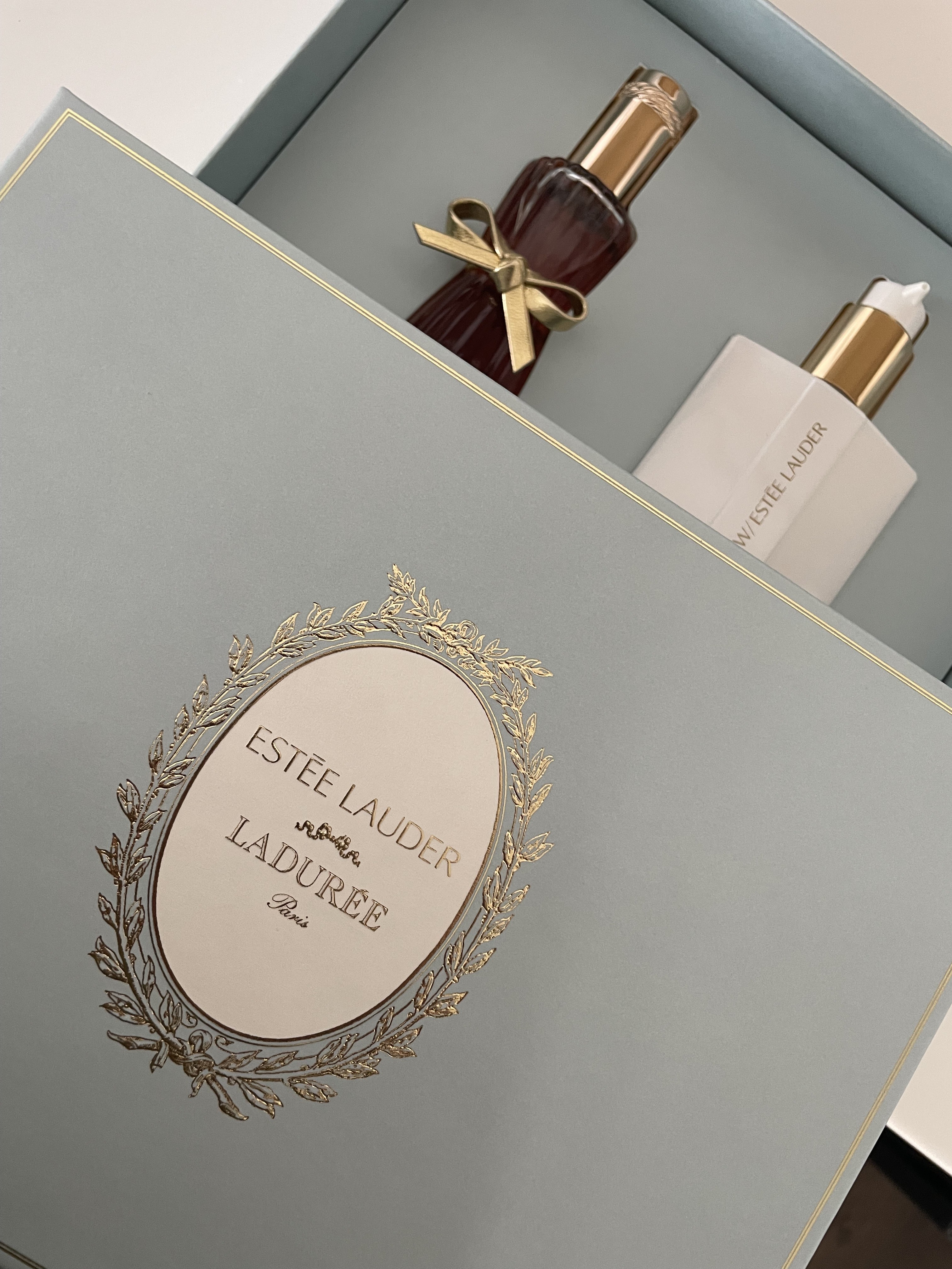 Customer carousel item 8.