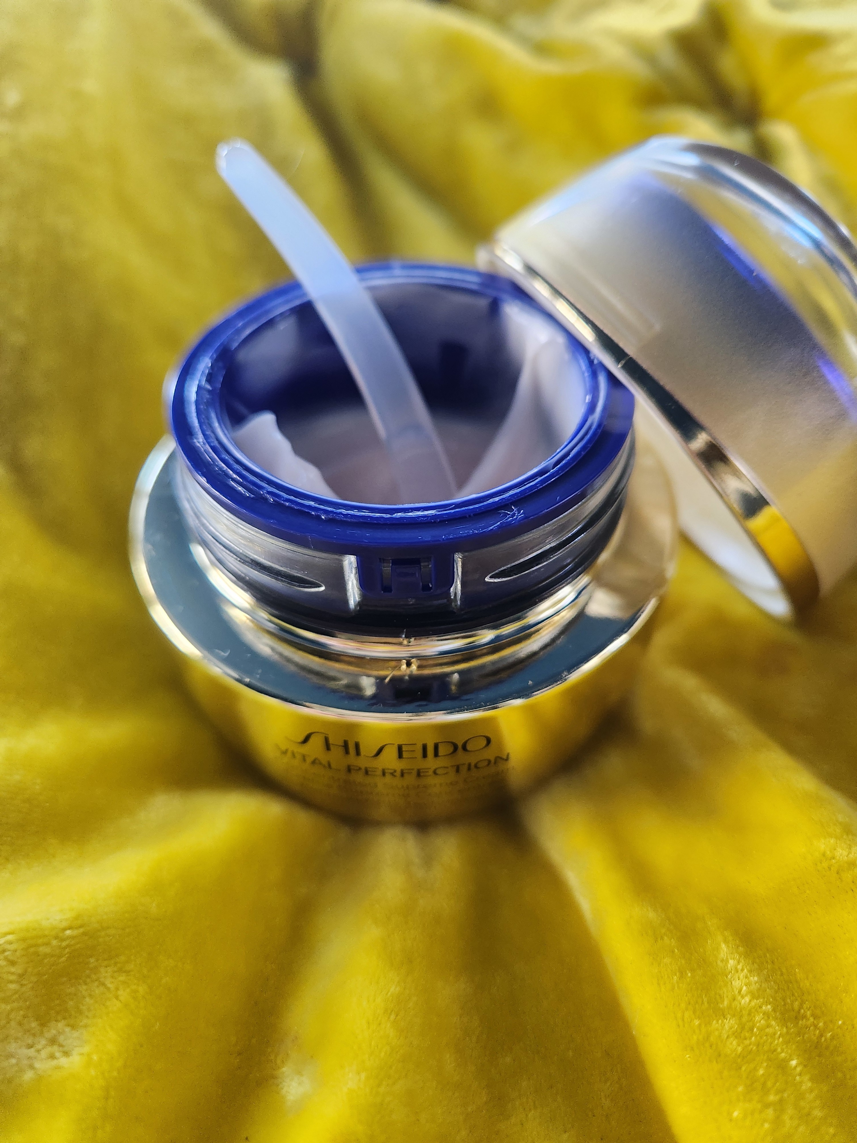 Customer carousel item 9.