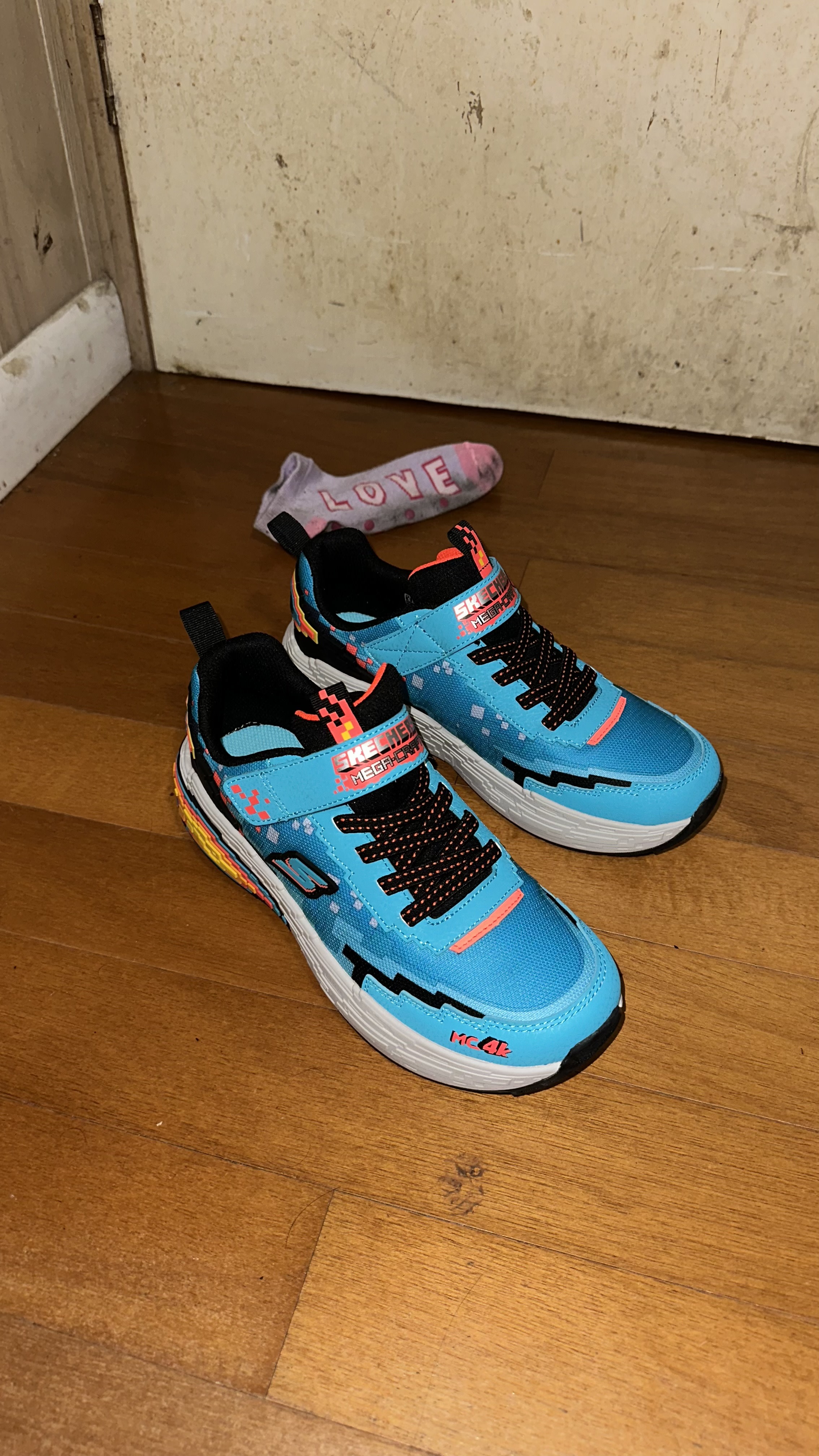 Customer carousel item 1.