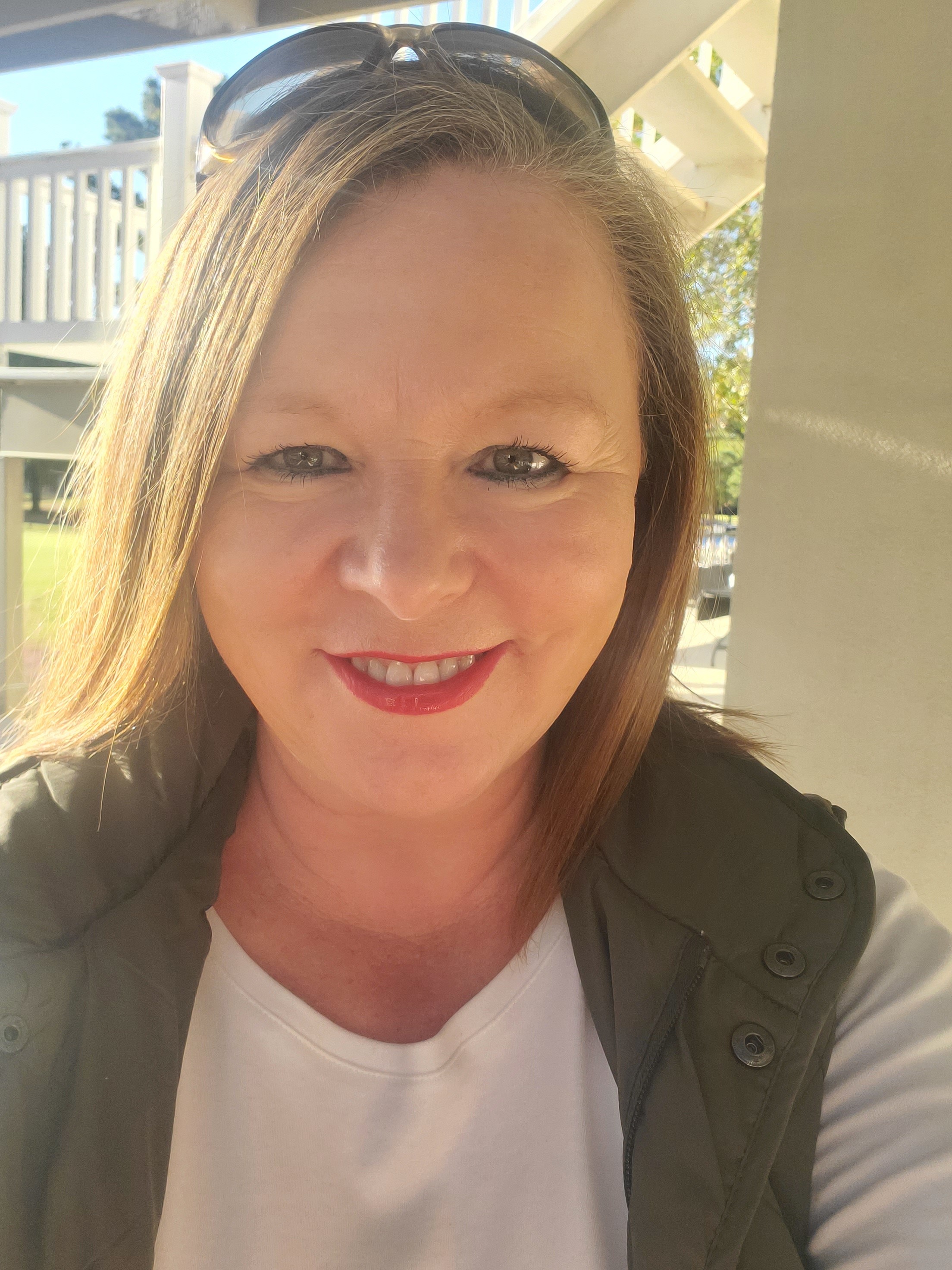 Wearing Renutriv foundation in Ecru