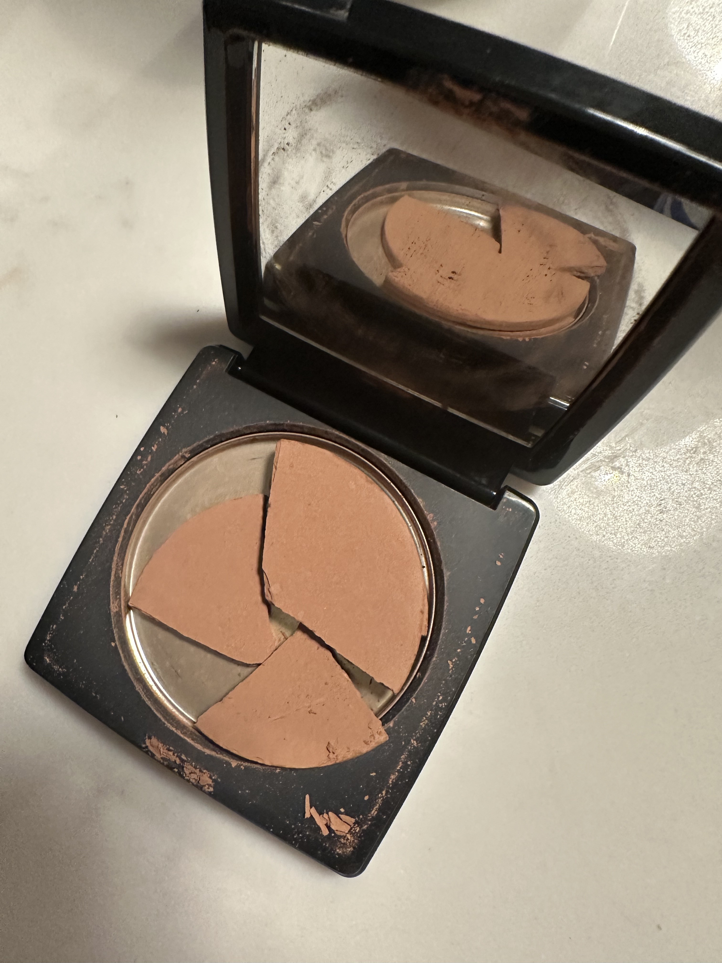 Customer carousel item 3.