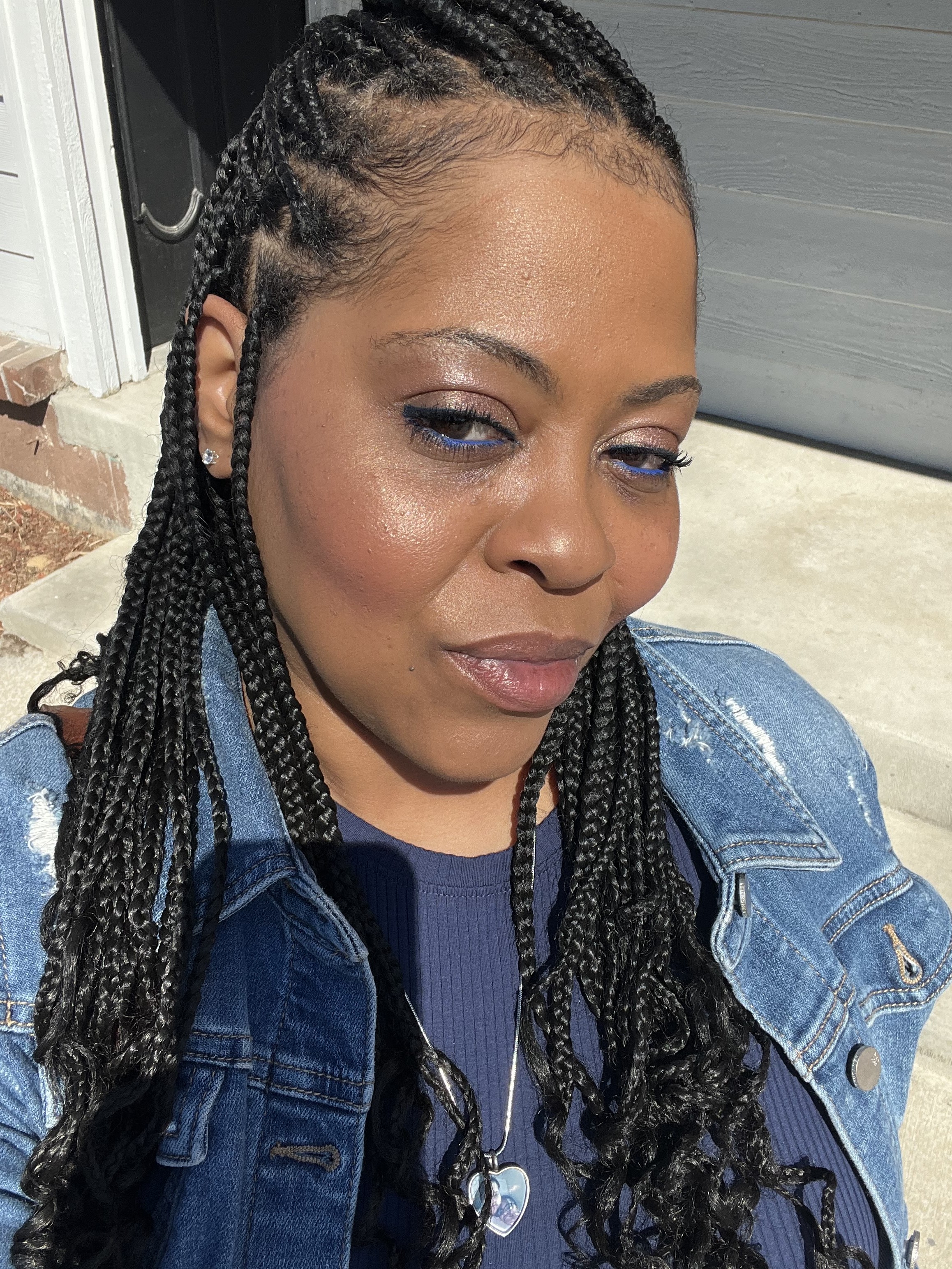 Customer carousel item 6.