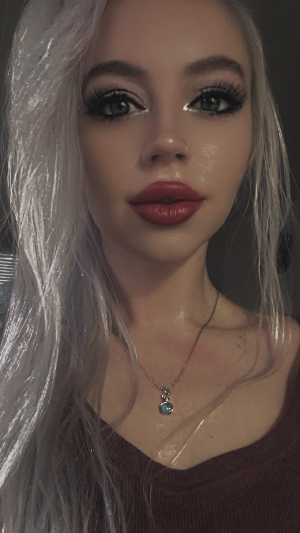 Customer carousel item 3.