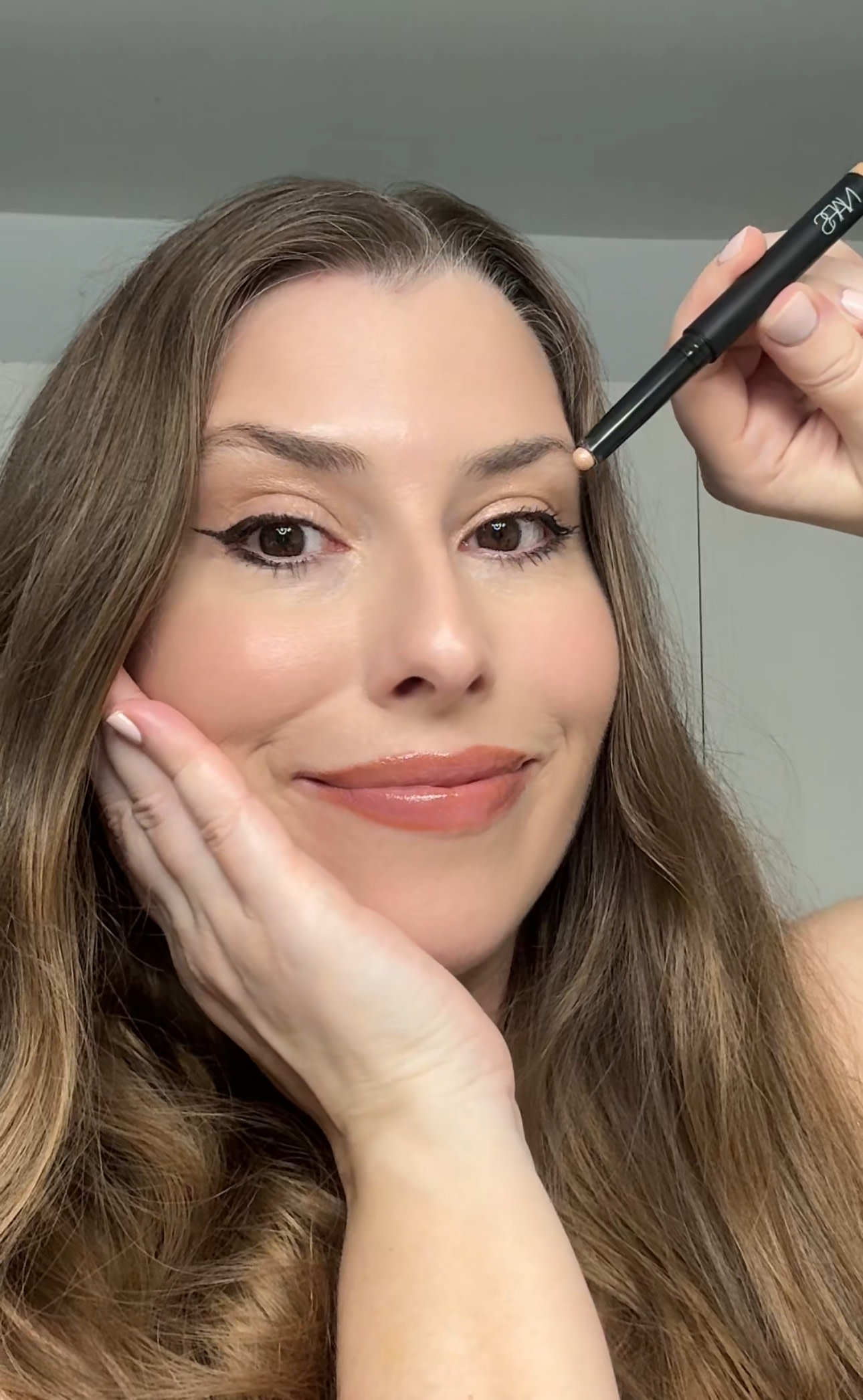 Customer carousel item 9.