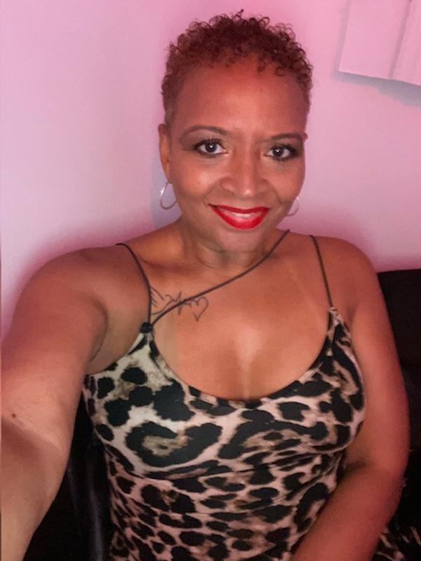 Customer carousel item 9.