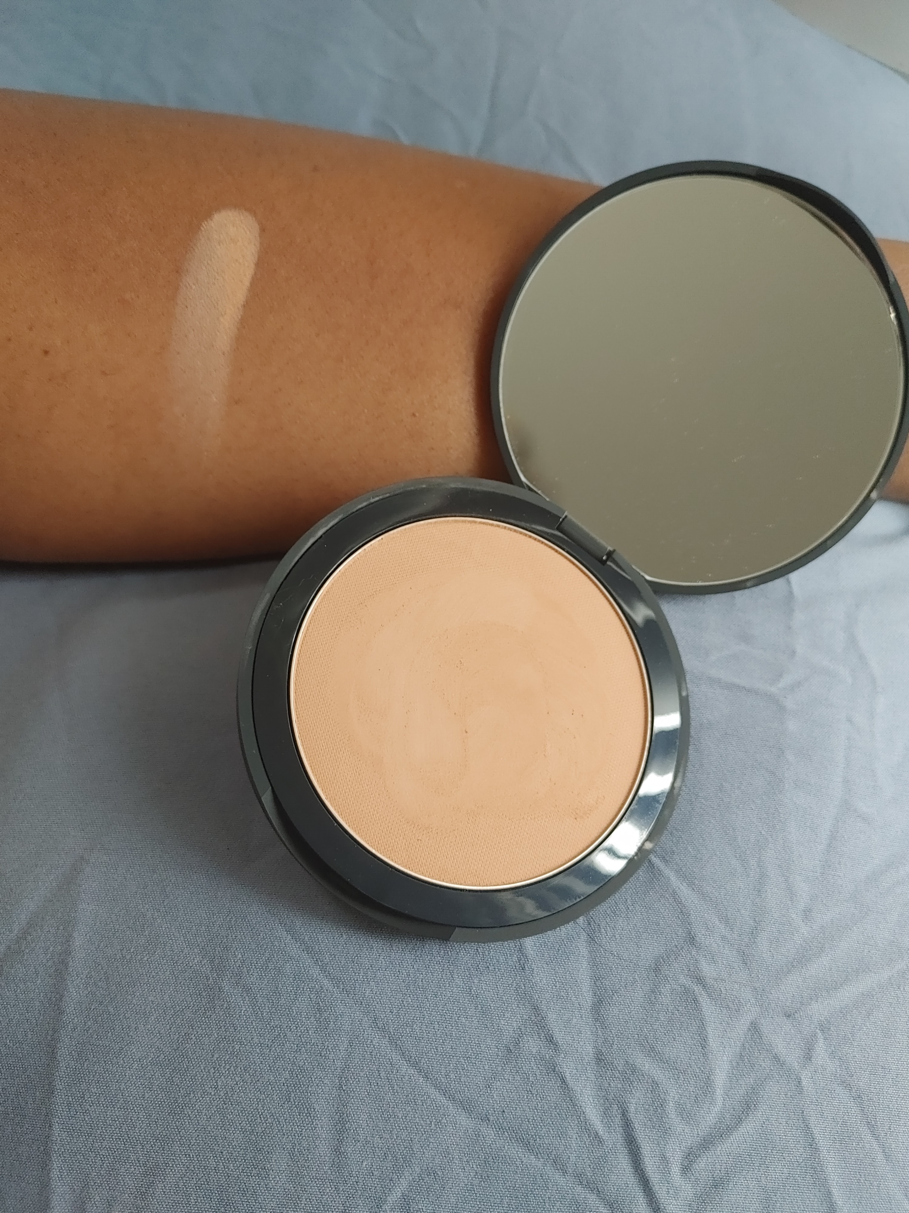 Customer carousel item 5.