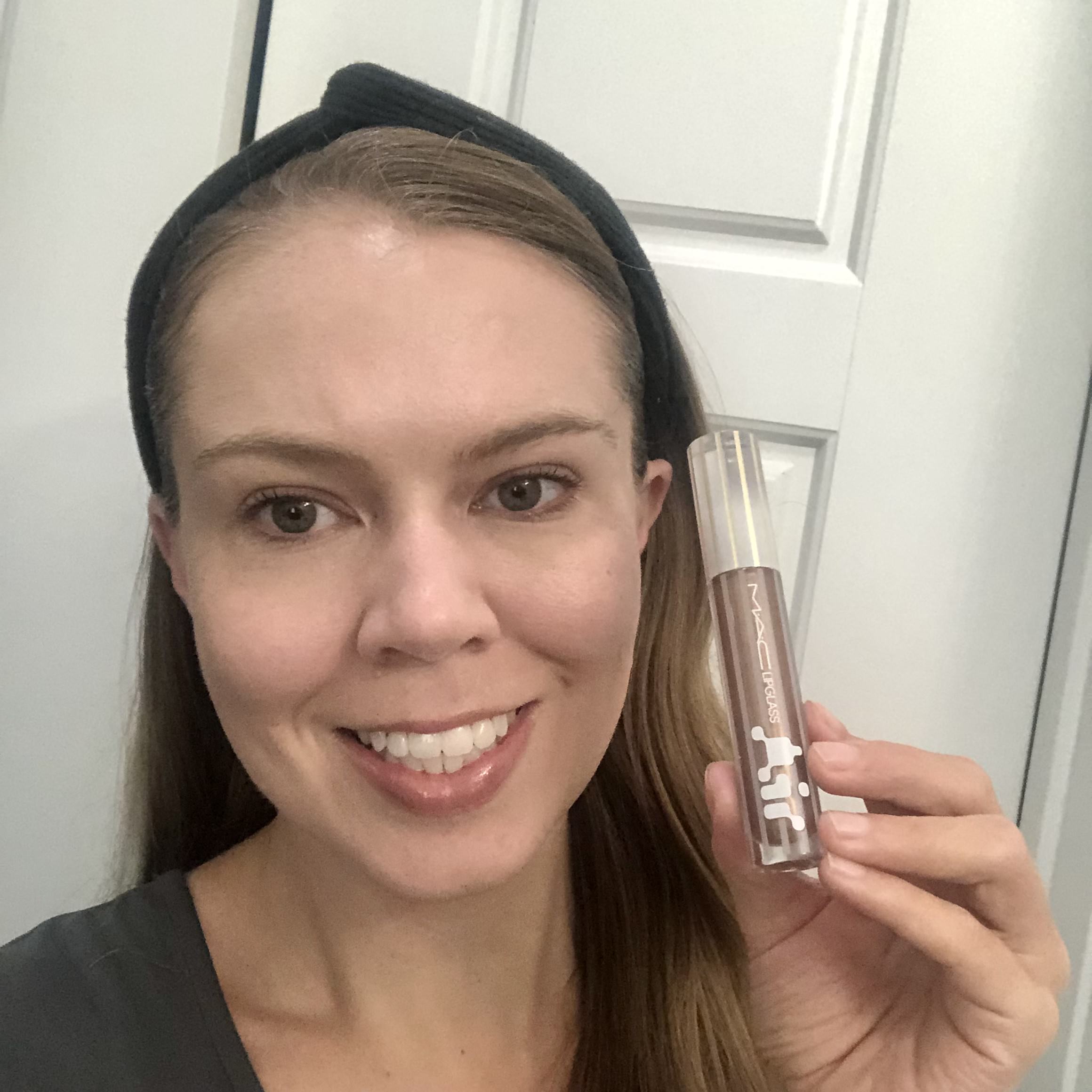 Customer carousel item 12.