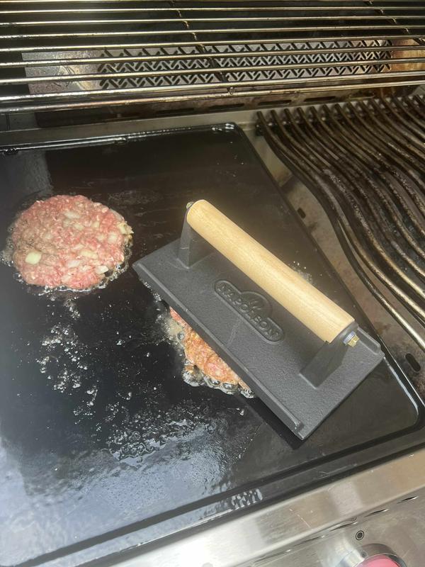 Enough to cover two size burgers