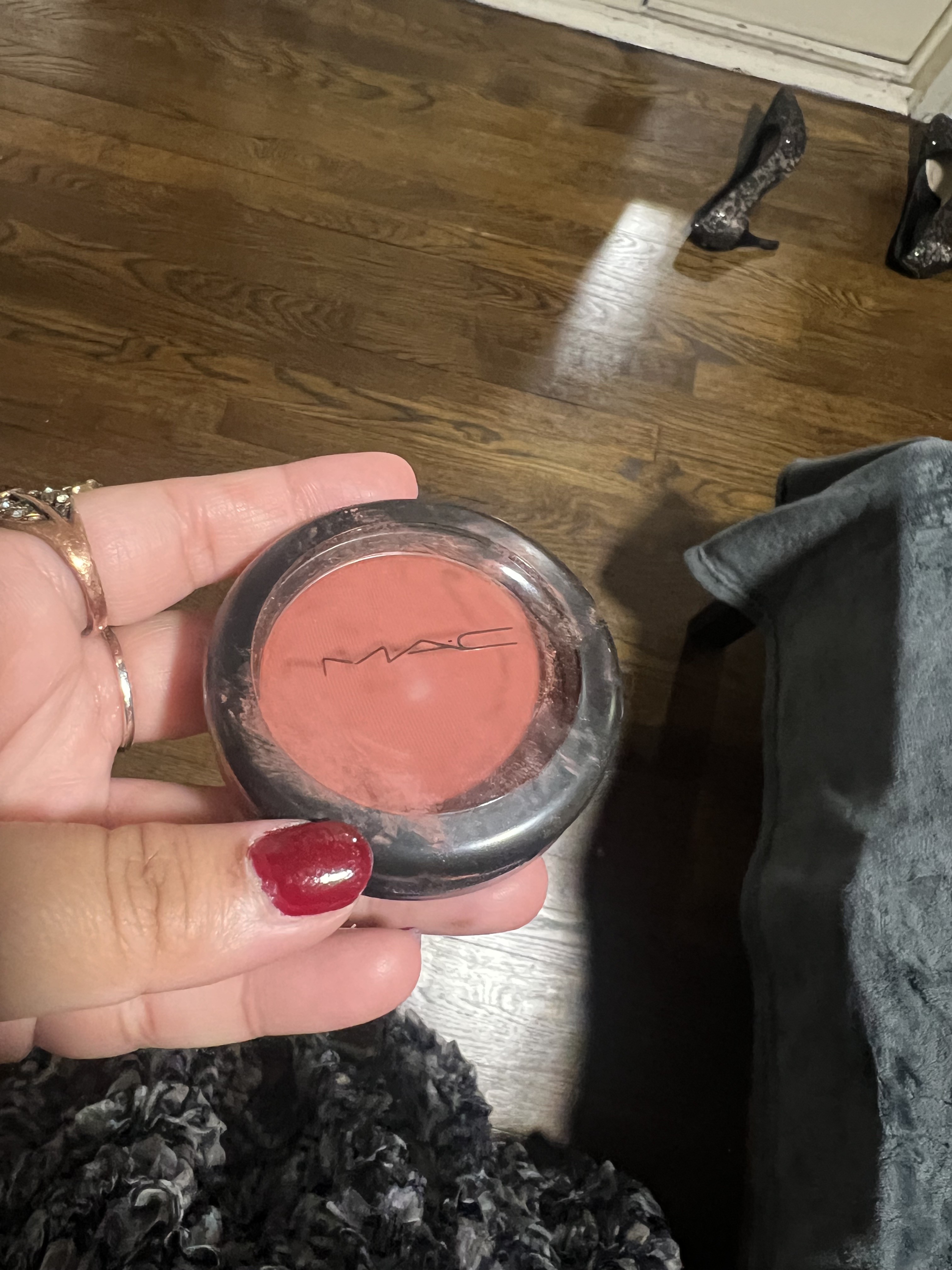 Customer carousel item 6.