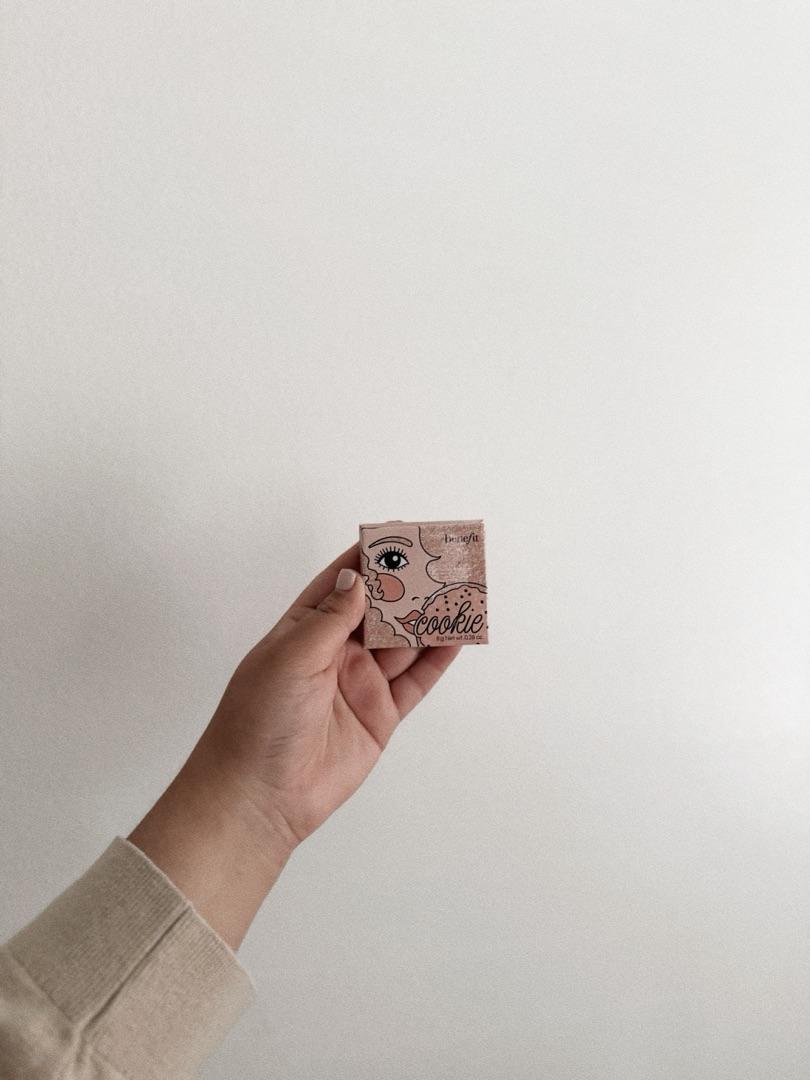 Customer carousel item 1.