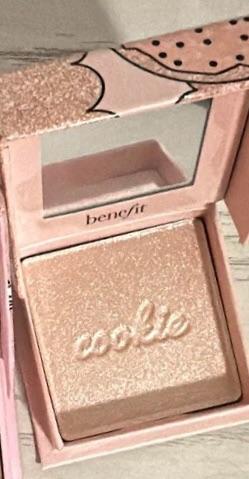 Customer carousel item 4.