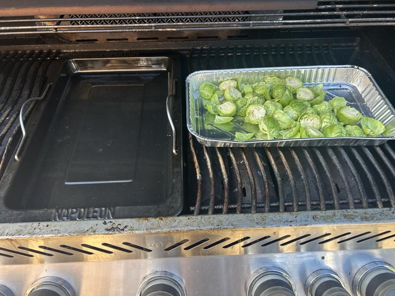 drops perfectly into grill