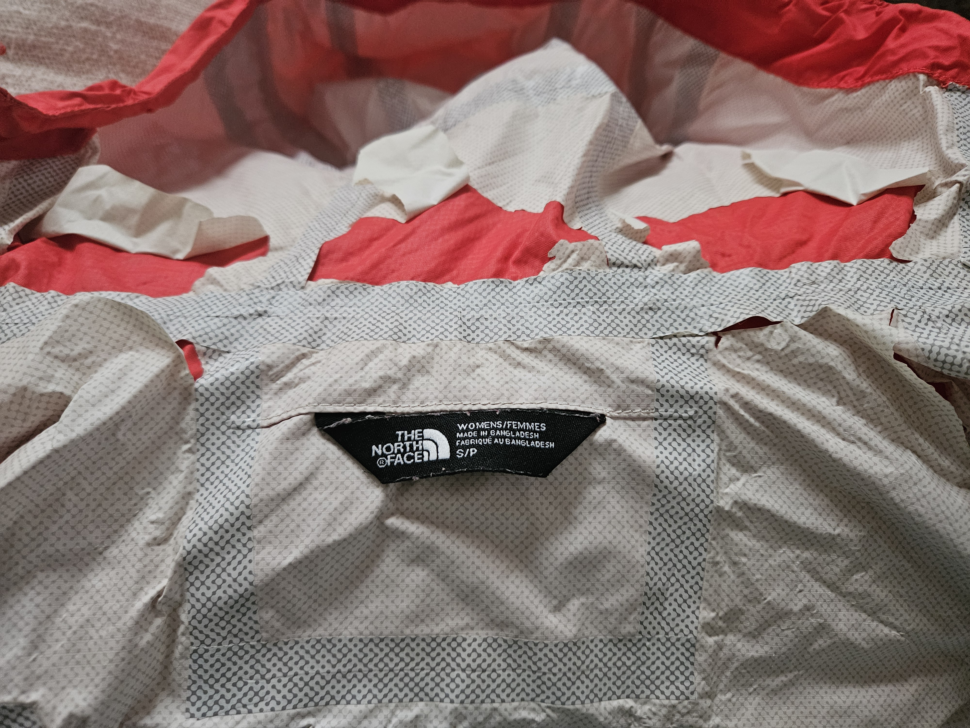 Waterproof lining peels off