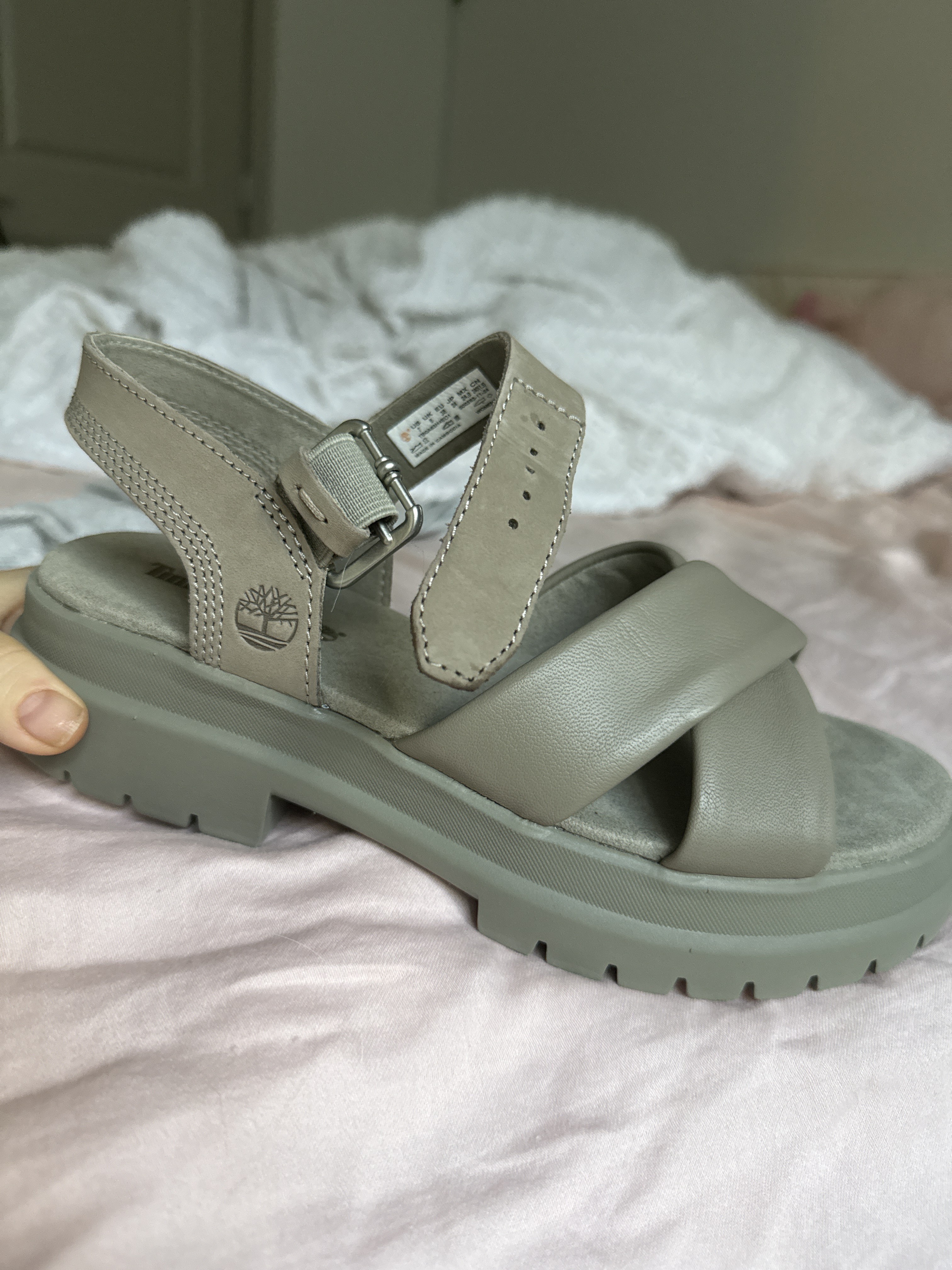 送料無料 新品 TIMBERLAND LONDON VIBE 3STRAP 25 Timberland Women's London Vibe Crisscross Ankle-Strap Slingback