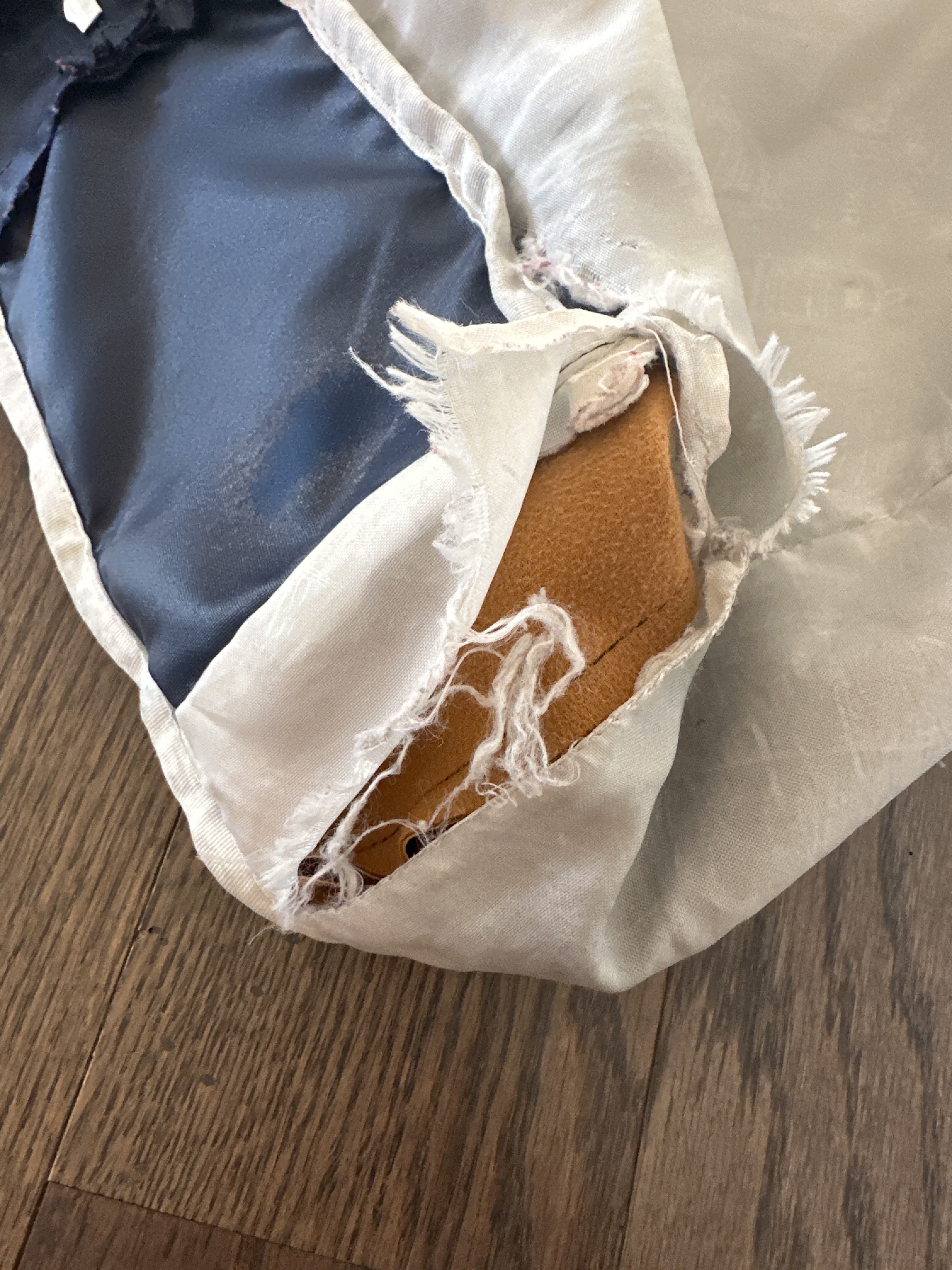 Customer carousel item 1.