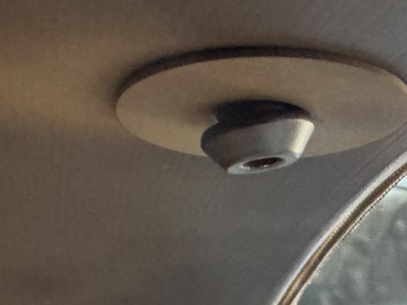 Lid handle screw - inside