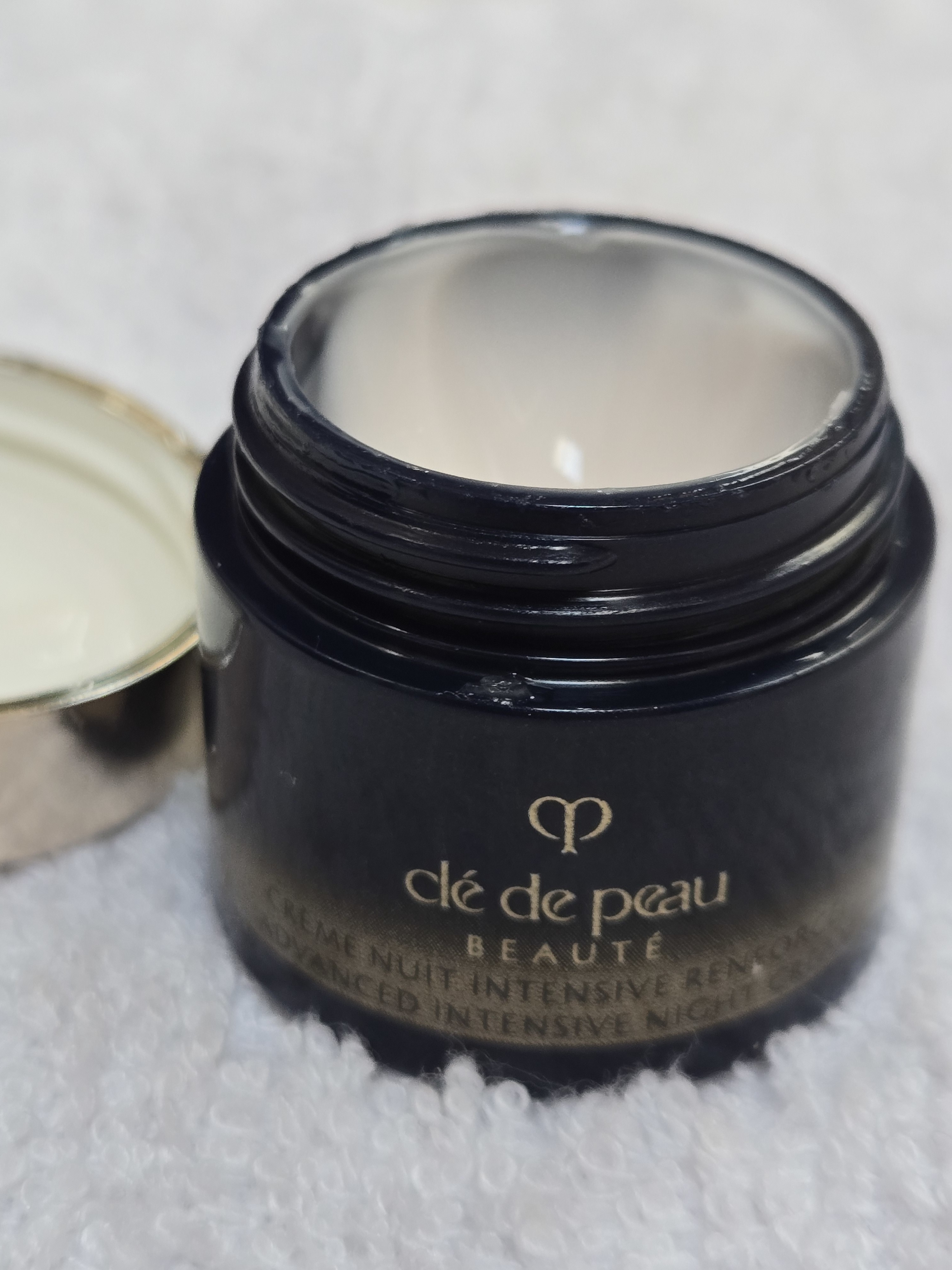 Customer carousel item 8.