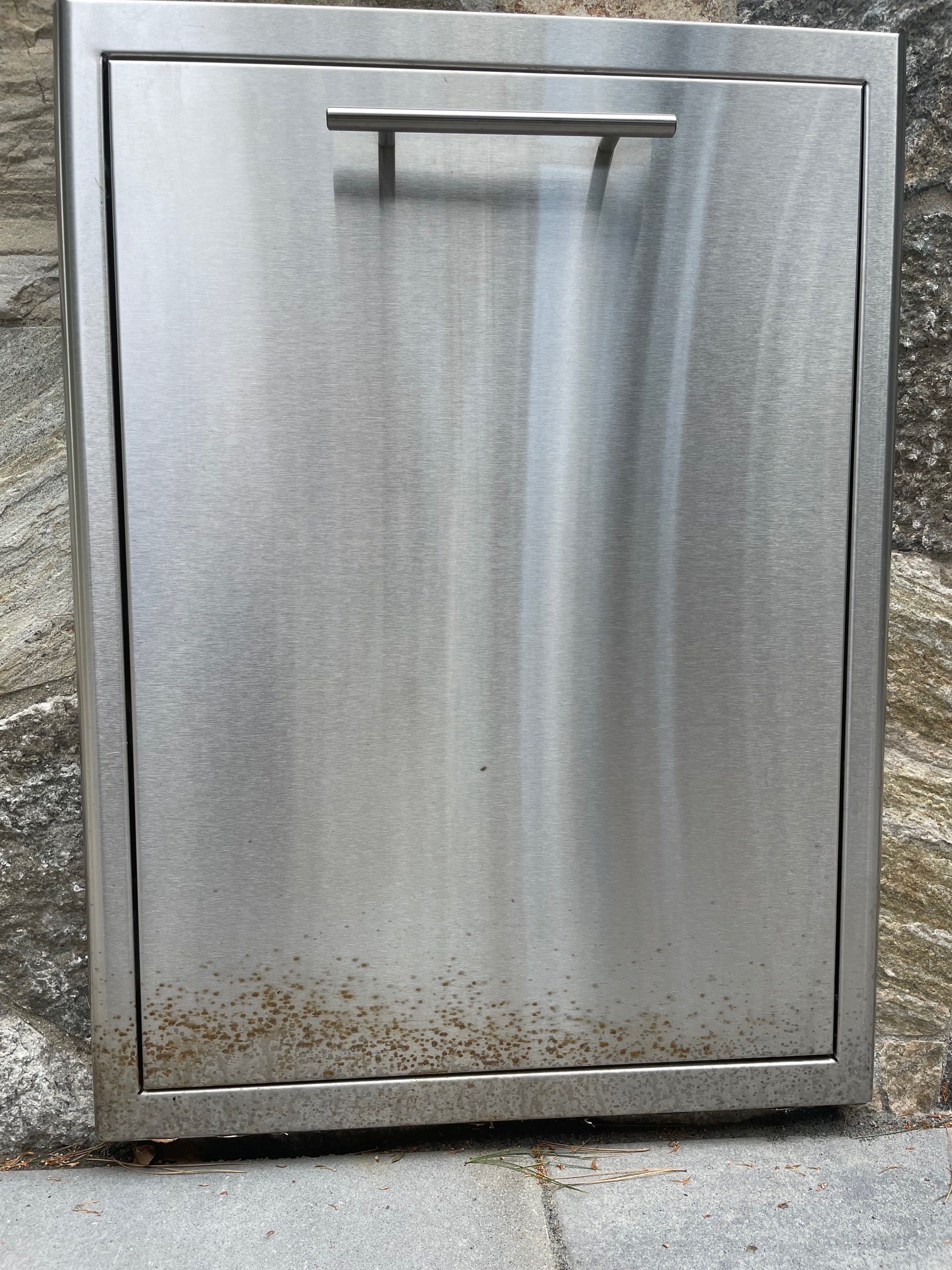 Rusting cabinet less than four months after installation