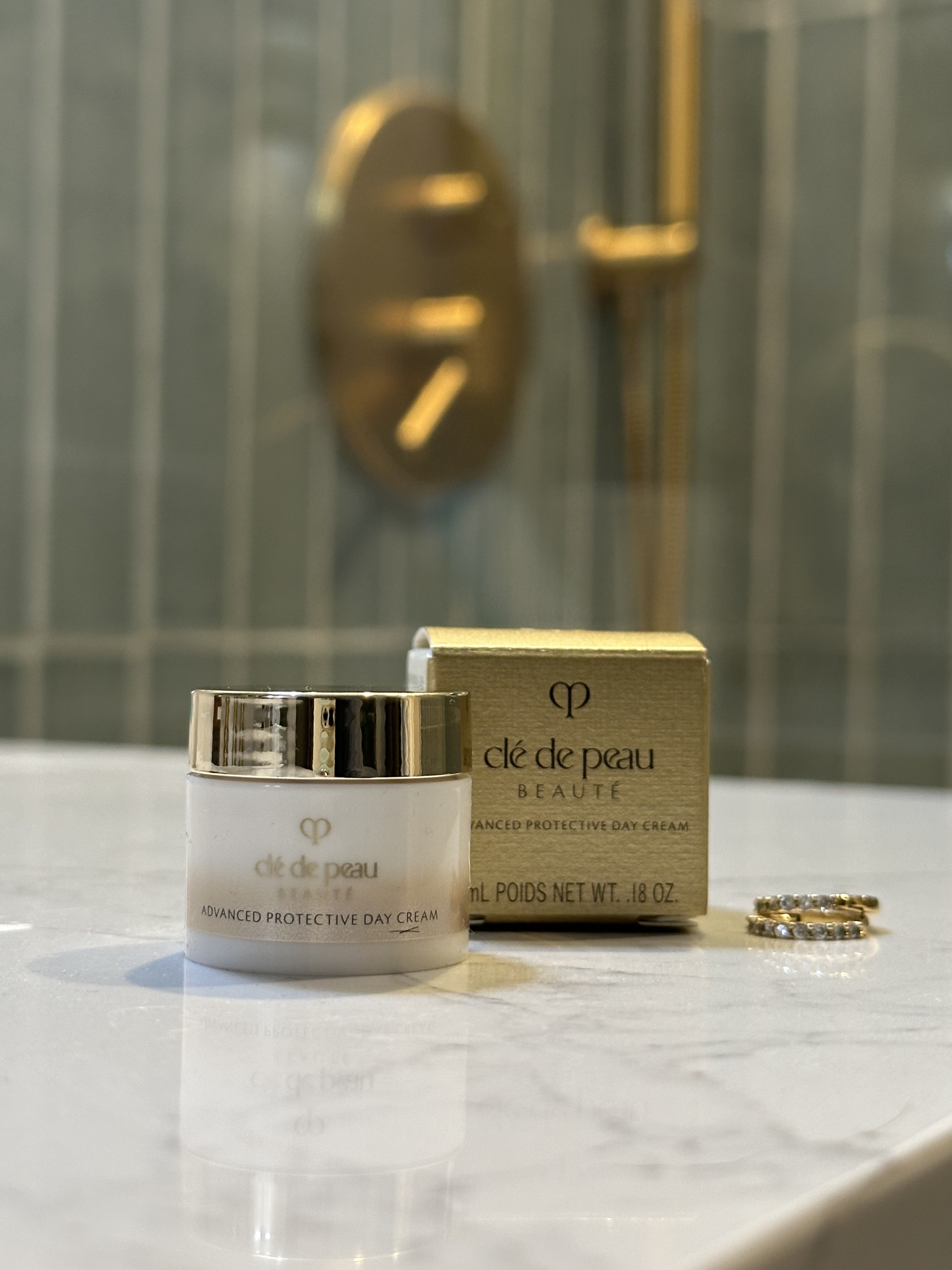 Customer carousel item 10.