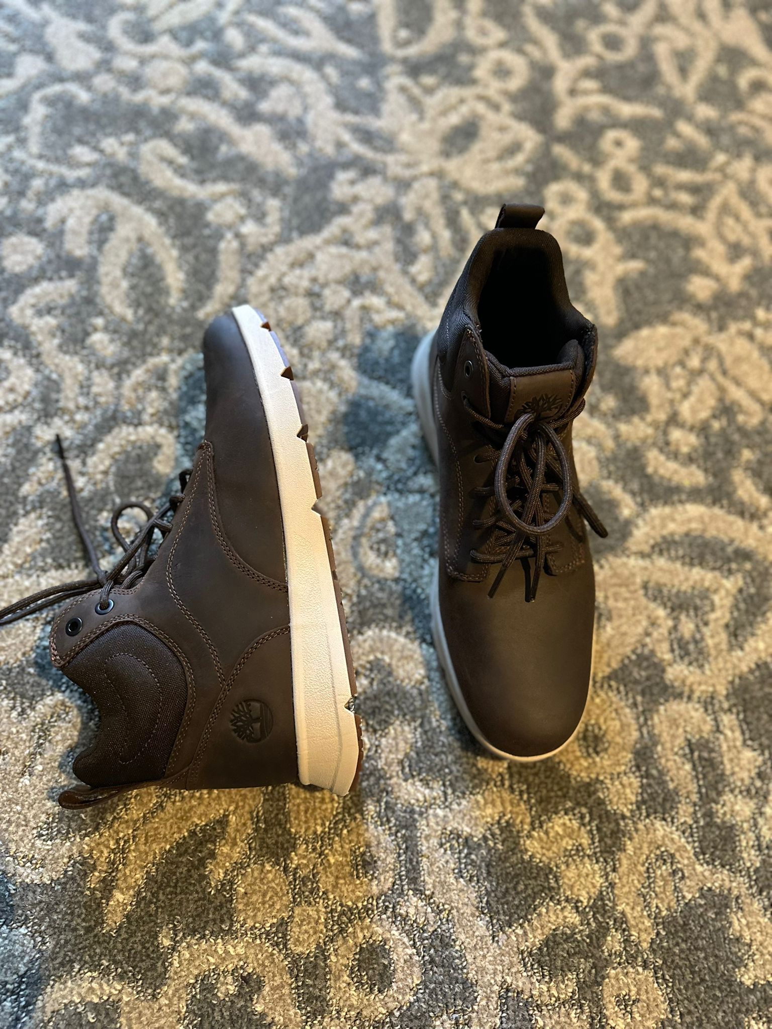 Customer carousel item 13.