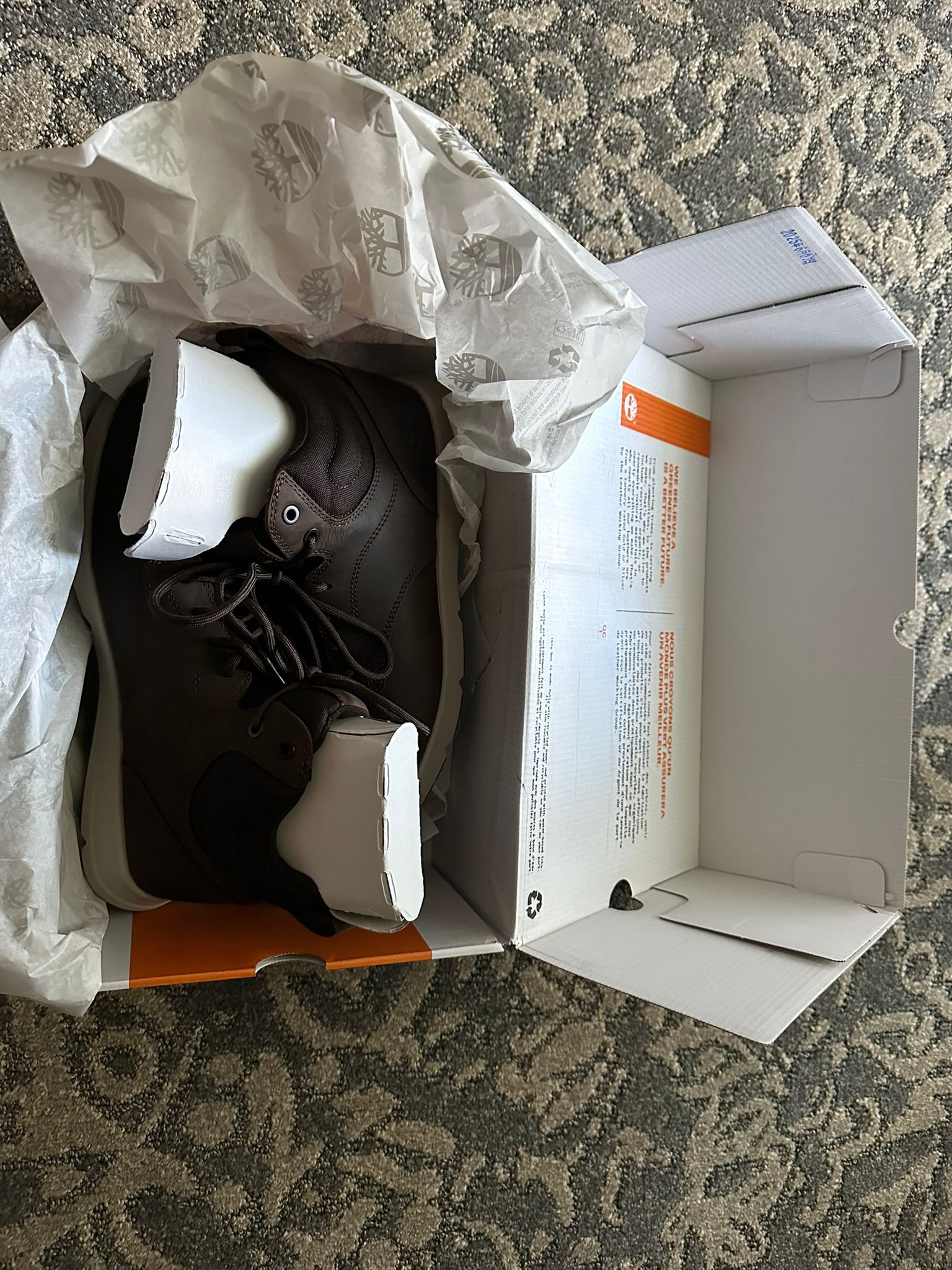 Customer carousel item 9.