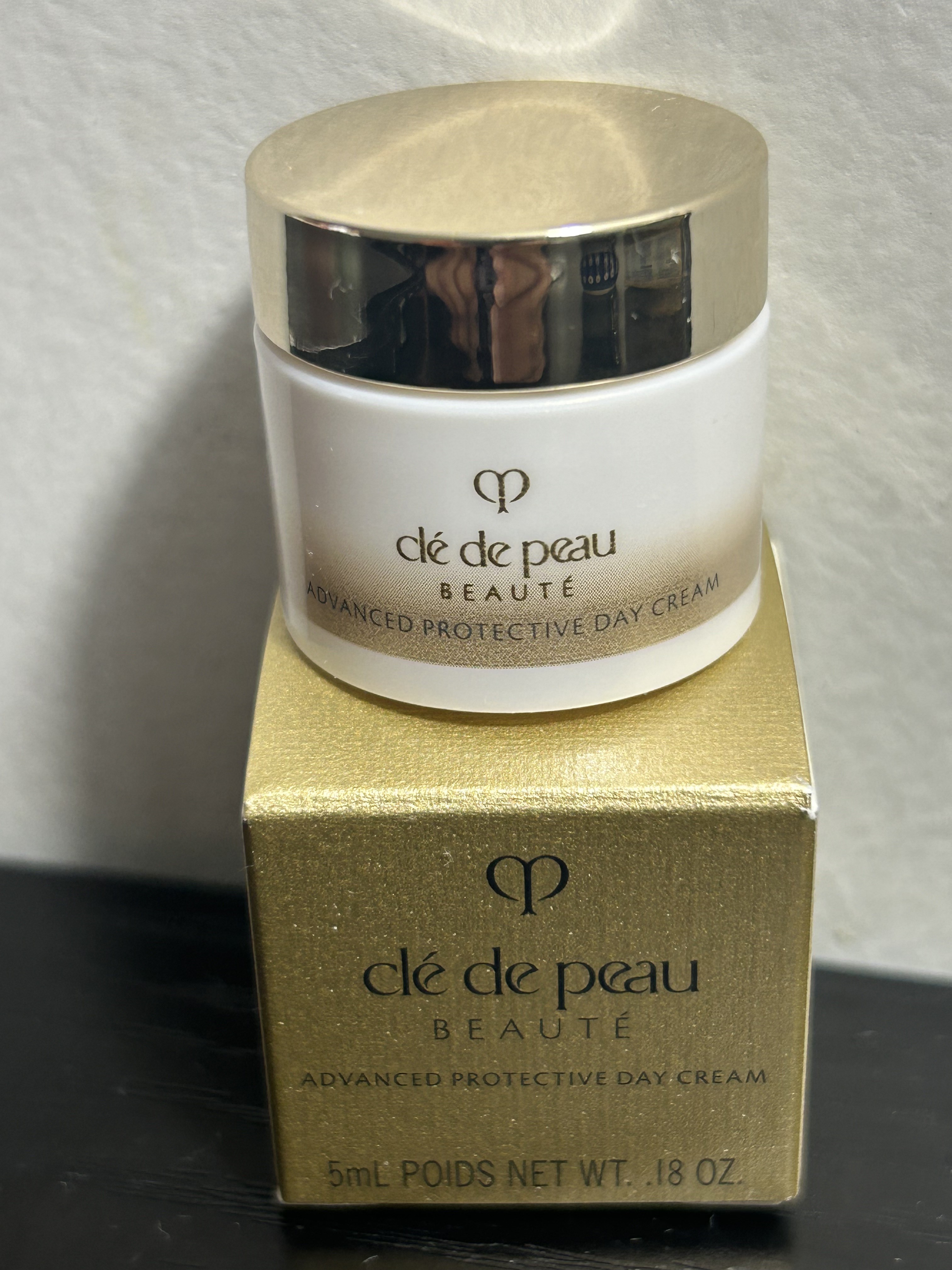 Customer carousel item 3.