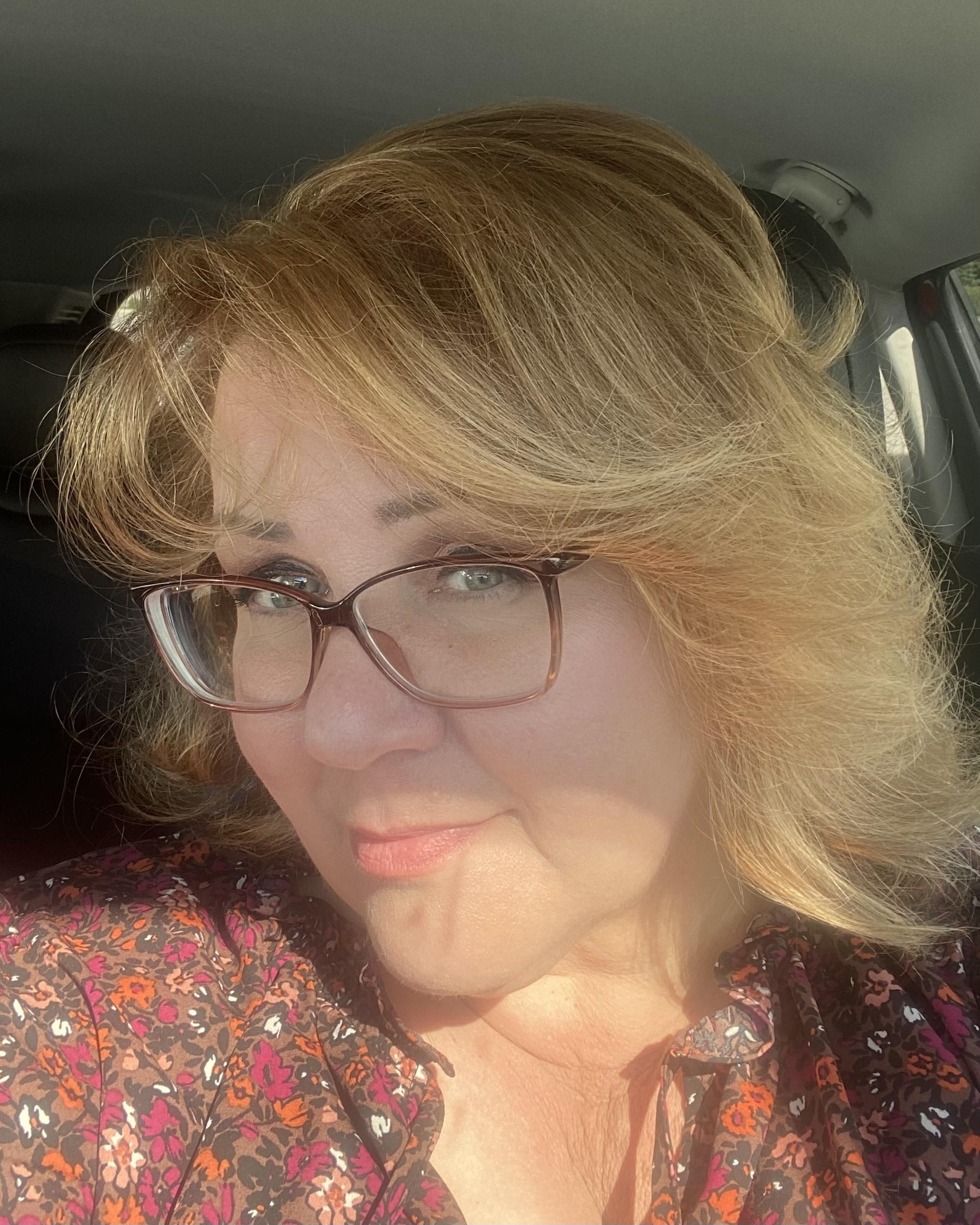 Suny Alaska loves Beautiful Belle