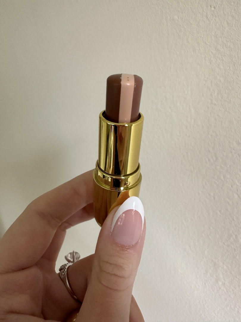 Customer carousel item 8.