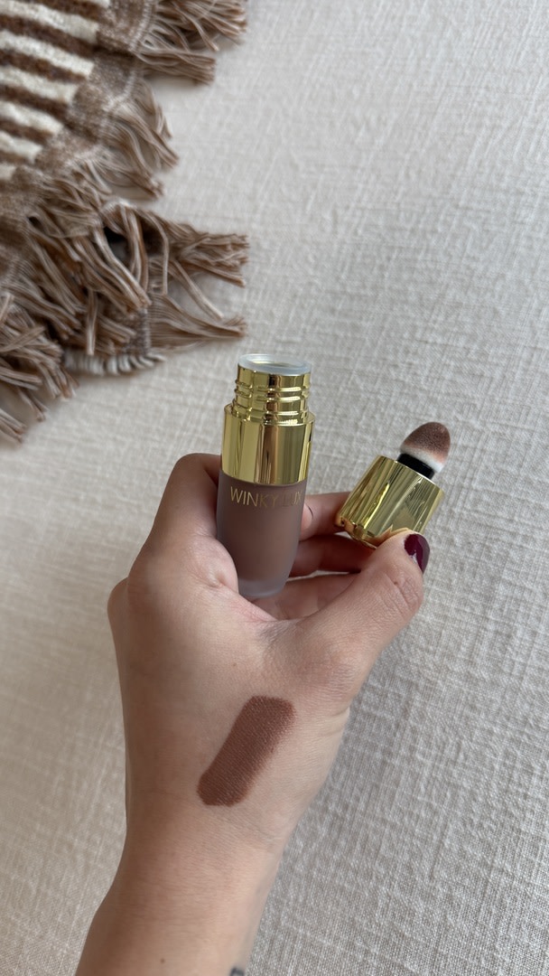 Customer carousel item 4.