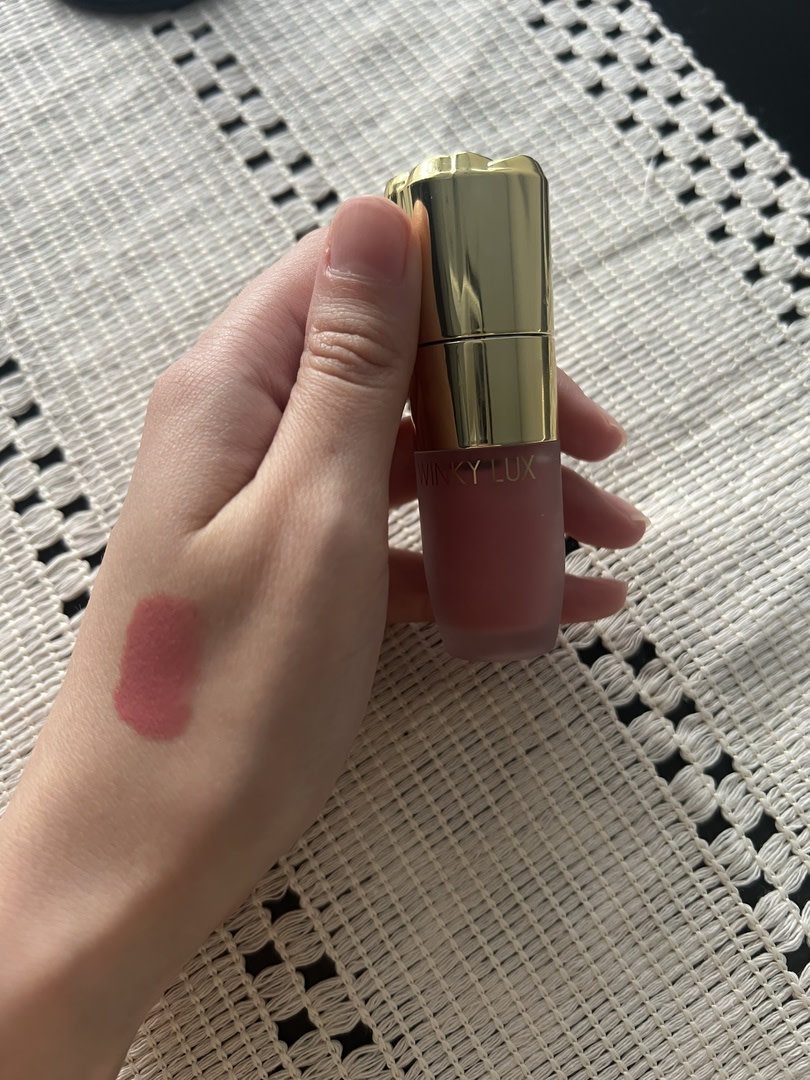 Customer carousel item 5.