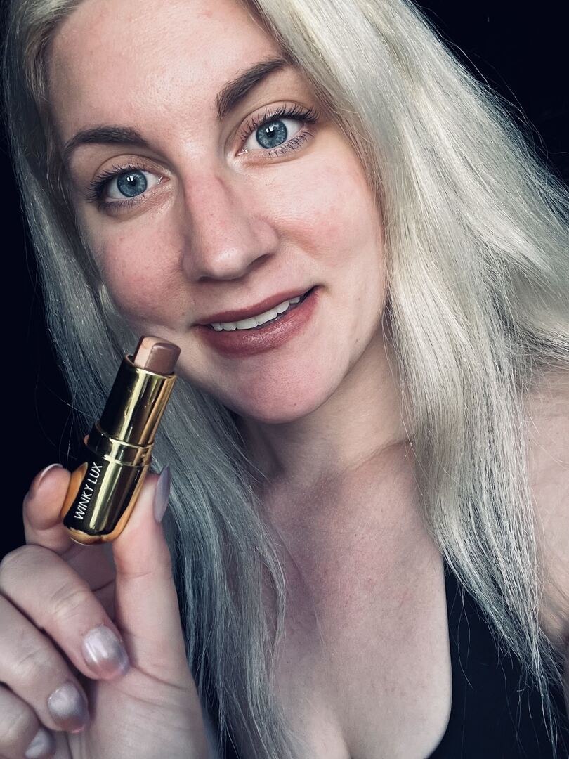 Customer carousel item 1.