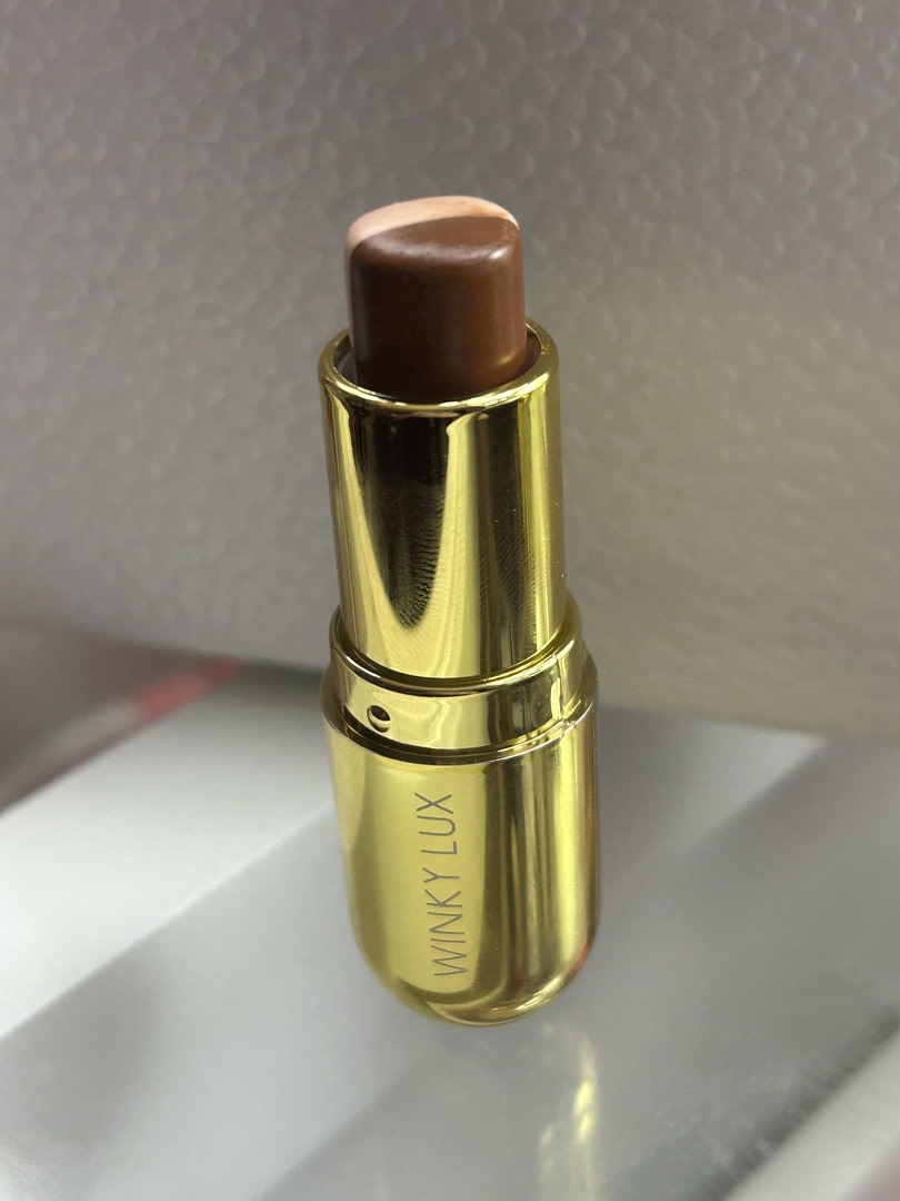 Customer carousel item 4.