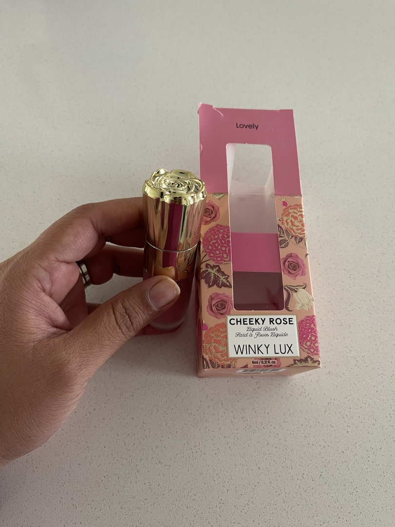 Customer carousel item 11.